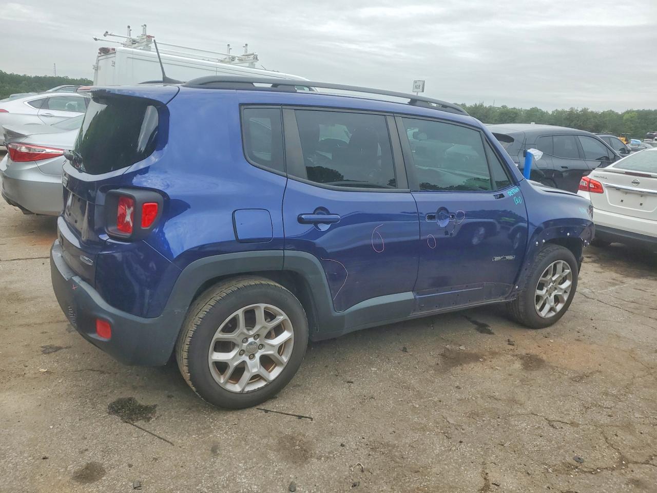2018 Jeep Renegade Latitude Blue vin: ZACCJABB0JPJ34854