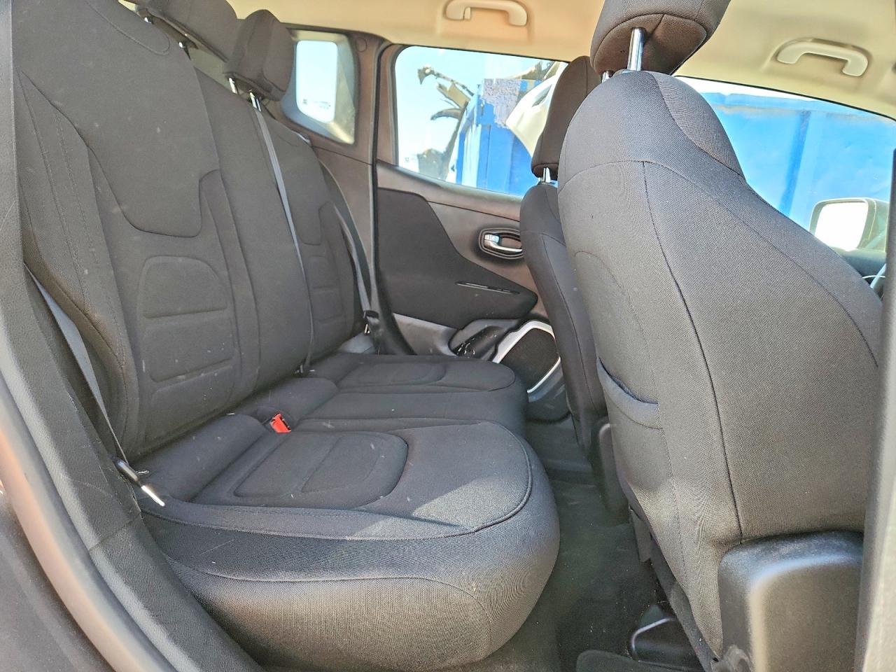 2018 Jeep Renegade Latitude Charcoal vin: ZACCJABB1JPJ68883