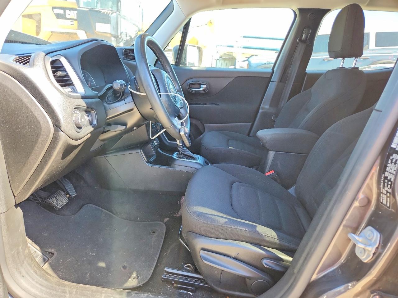 2018 Jeep Renegade Latitude Charcoal vin: ZACCJABB1JPJ68883
