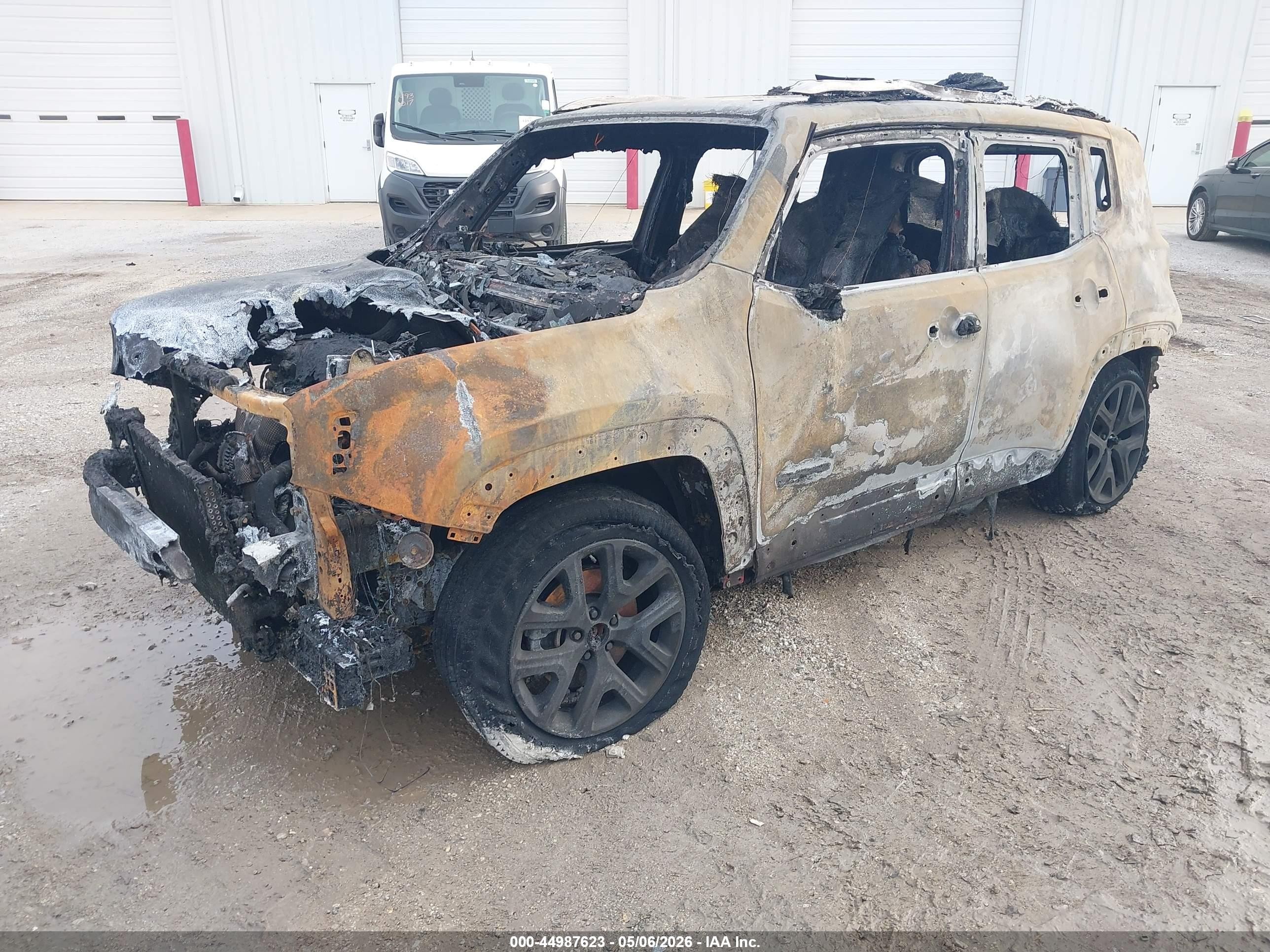 2018 Jeep Renegade Altitude Fwd Черный vin: ZACCJABB2JPG69493