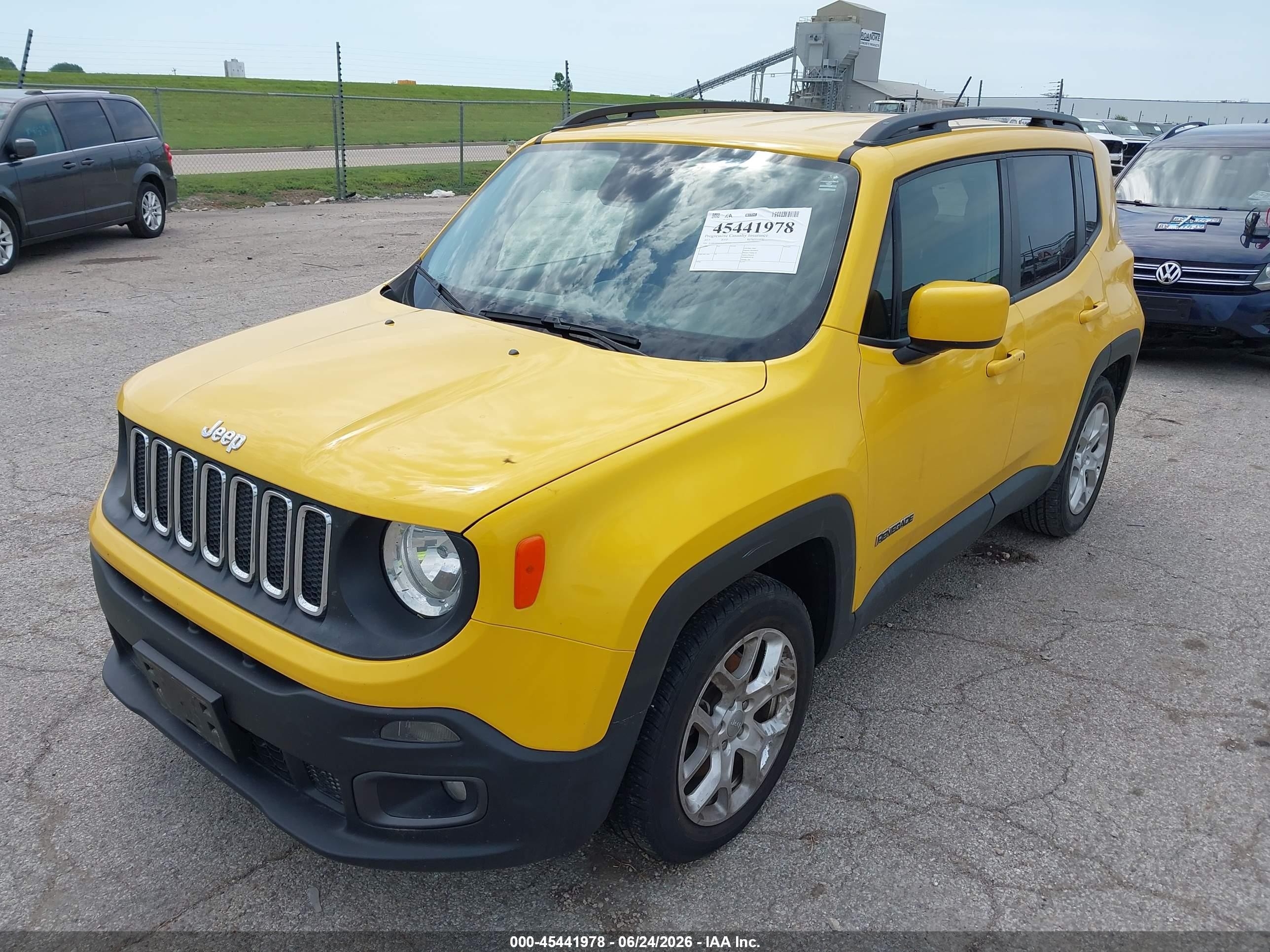 2017 Jeep Renegade Latitude Yellow vin: ZACCJABB3HPE46485