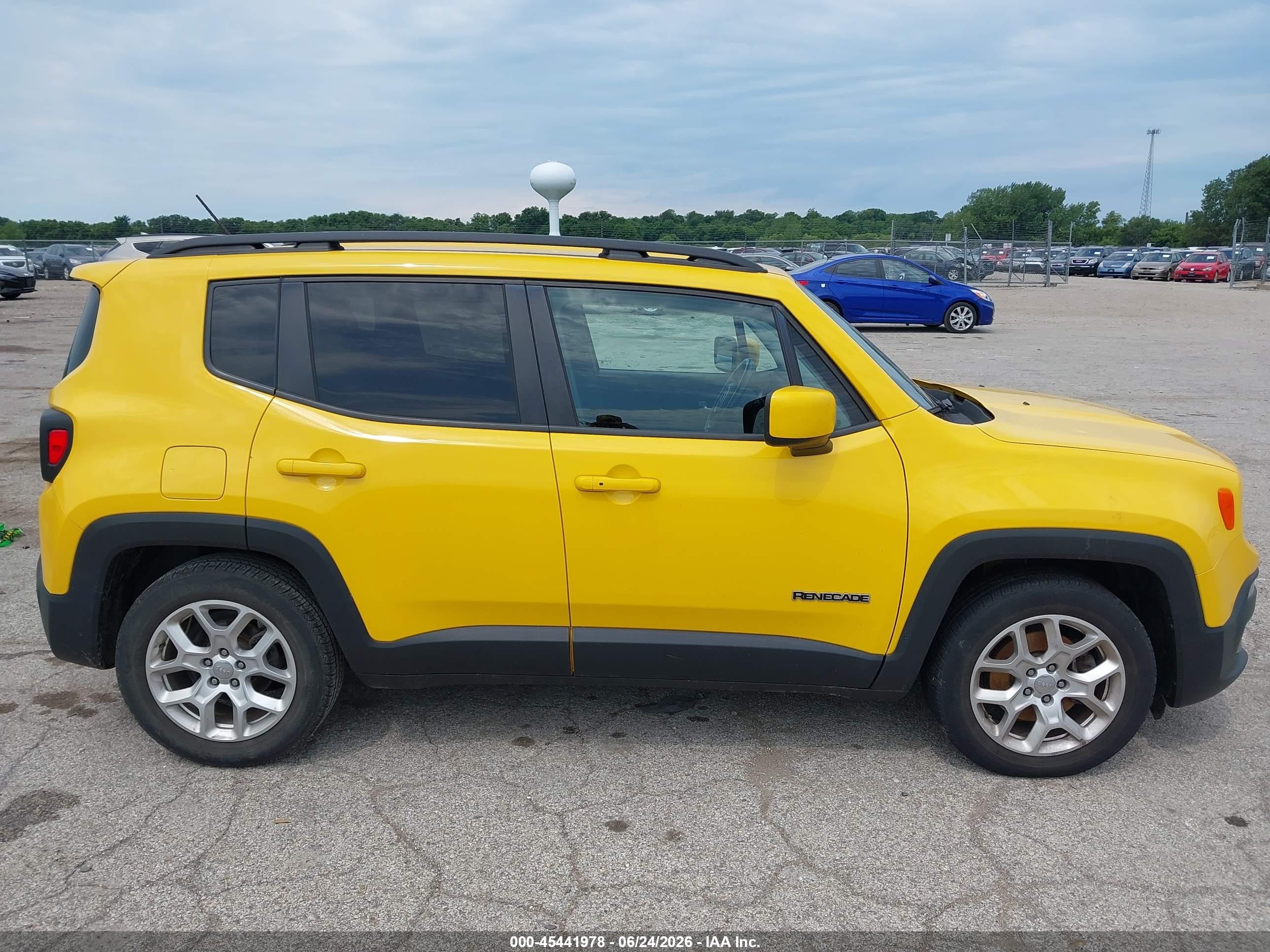 2017 Jeep Renegade Latitude Yellow vin: ZACCJABB3HPE46485