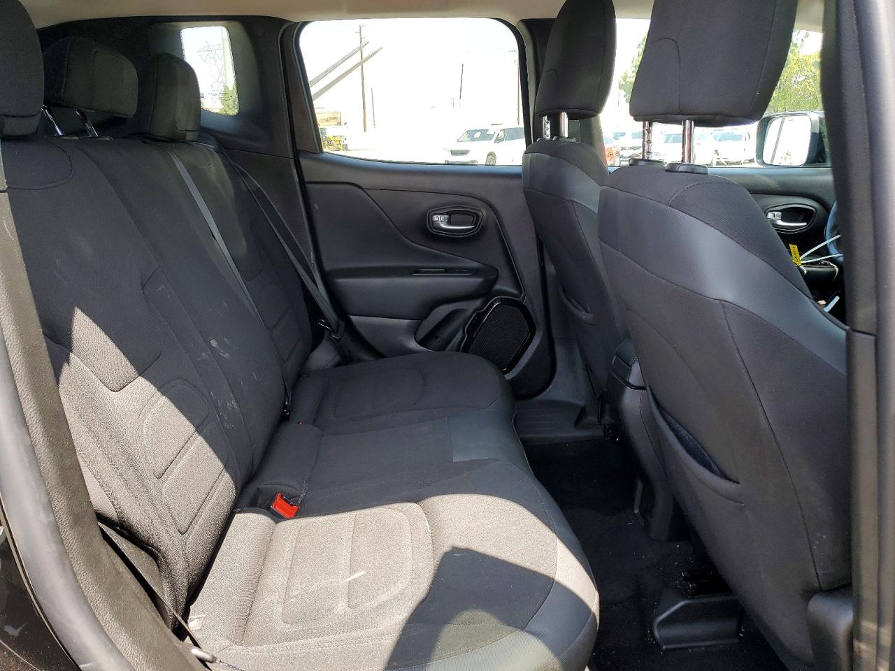 2017 Jeep Renegade Latitude Black vin: ZACCJABB3HPG46783