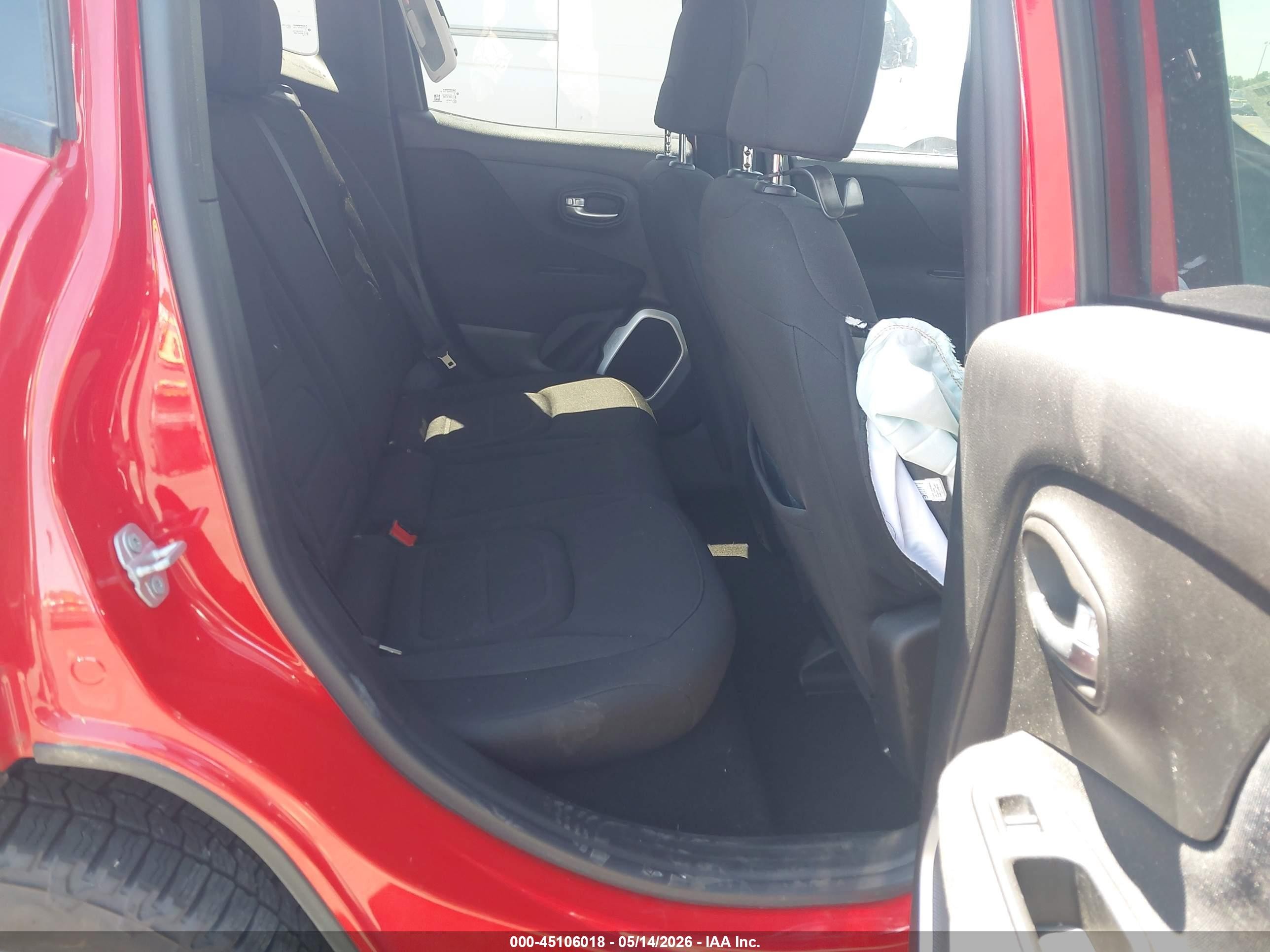 2018 Jeep Renegade Latitude Fwd Red vin: ZACCJABB3JPH46811