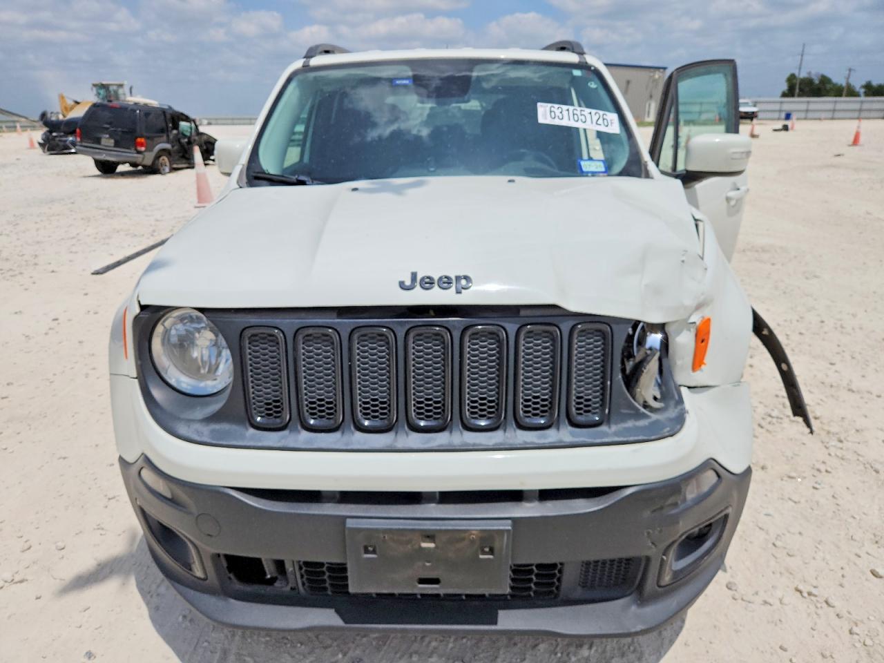 2017 Jeep Renegade Latitude Белый vin: ZACCJABB4HPG15722
