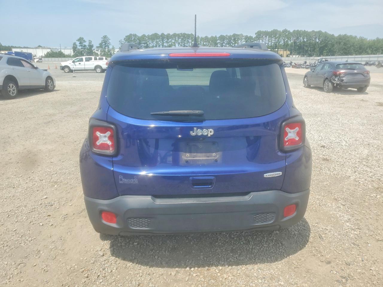 2018 Jeep Renegade Latitude Blue vin: ZACCJABB4JPH89411