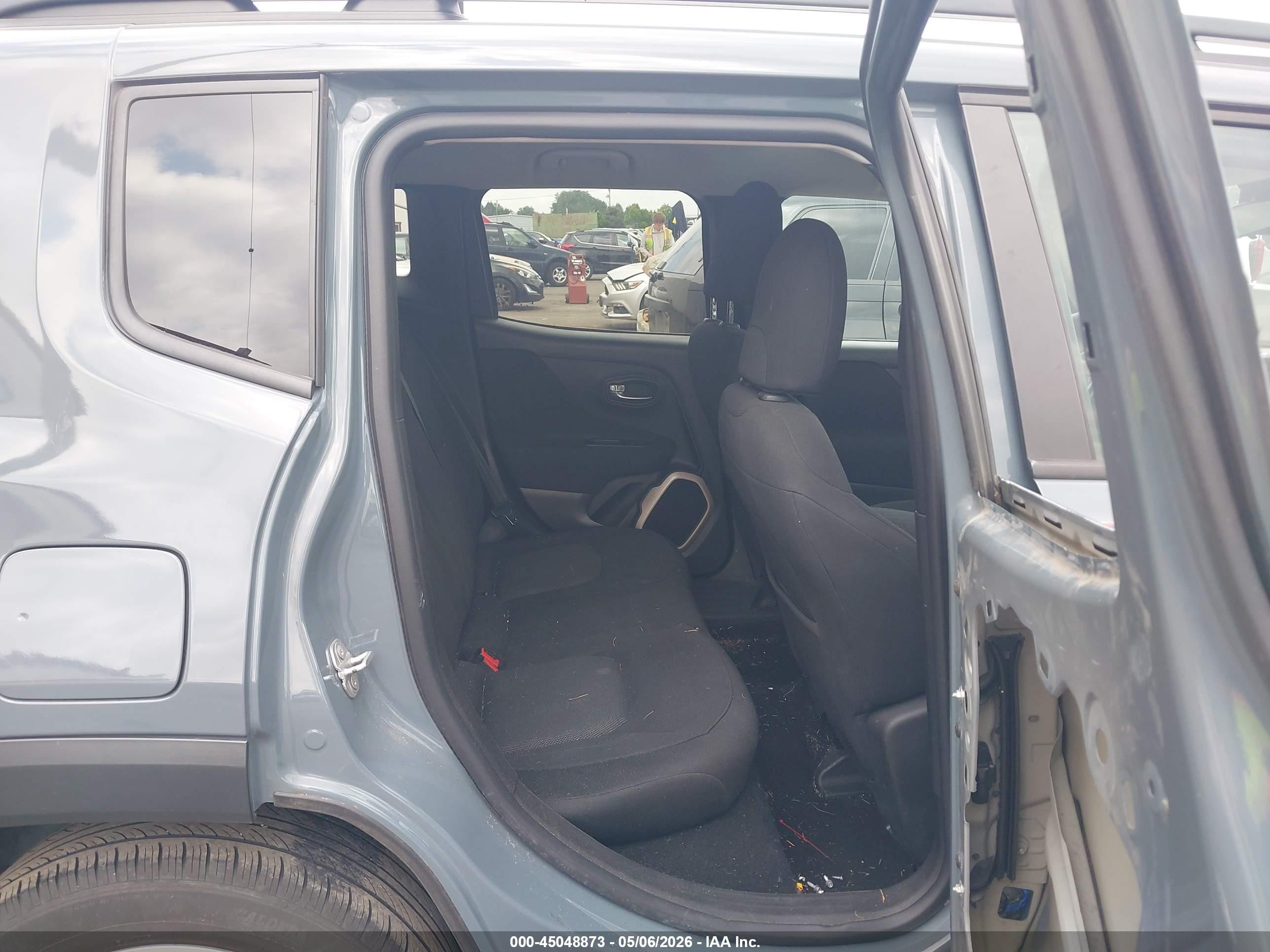 2017 Jeep Renegade Latitude Fwd Gray vin: ZACCJABB5HPG23313