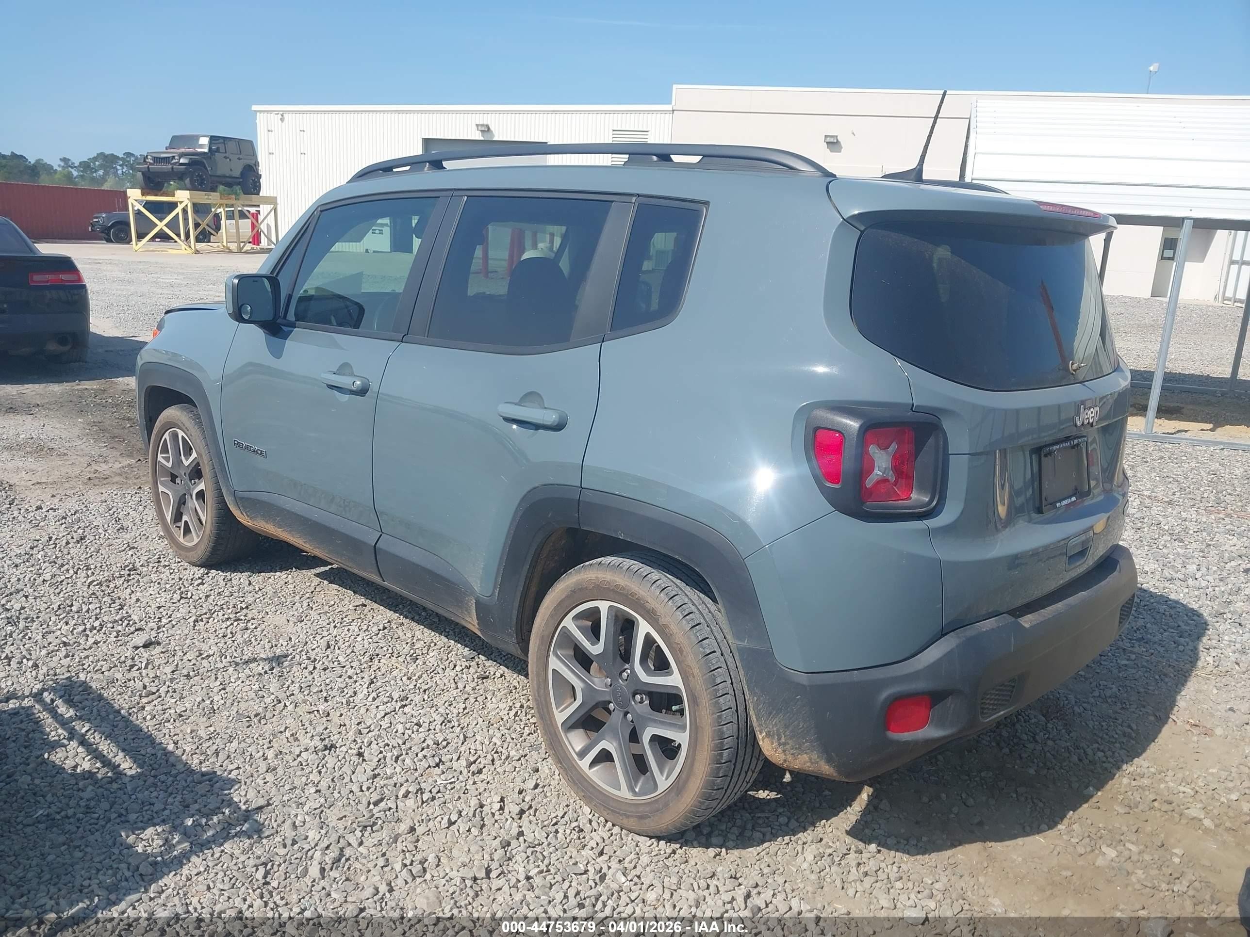 2018 Jeep Renegade Latitude Fwd Light Blue vin: ZACCJABB5JPH82032