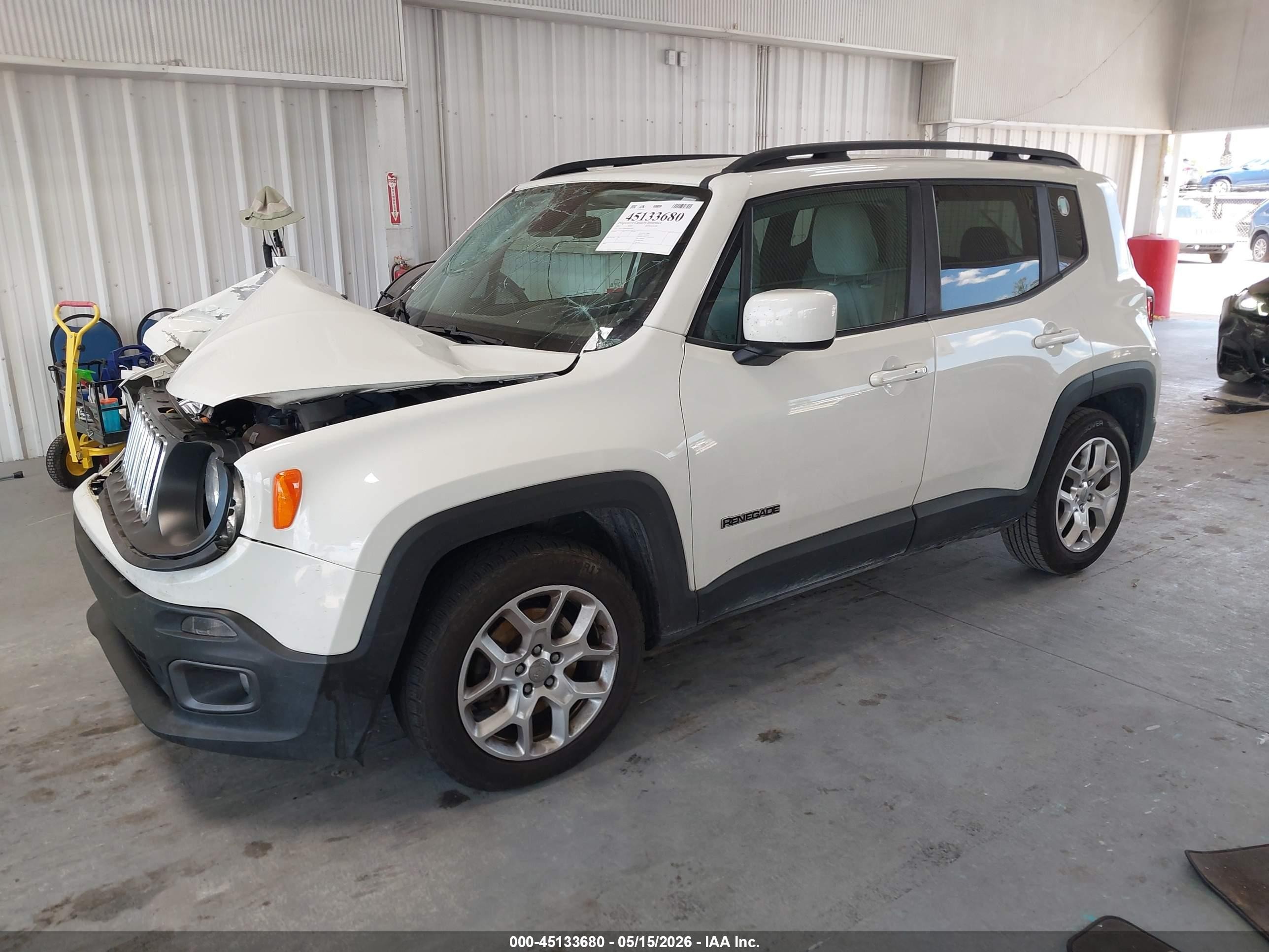 2017 Jeep Renegade Latitude Fwd Белый vin: ZACCJABB6HPE87385