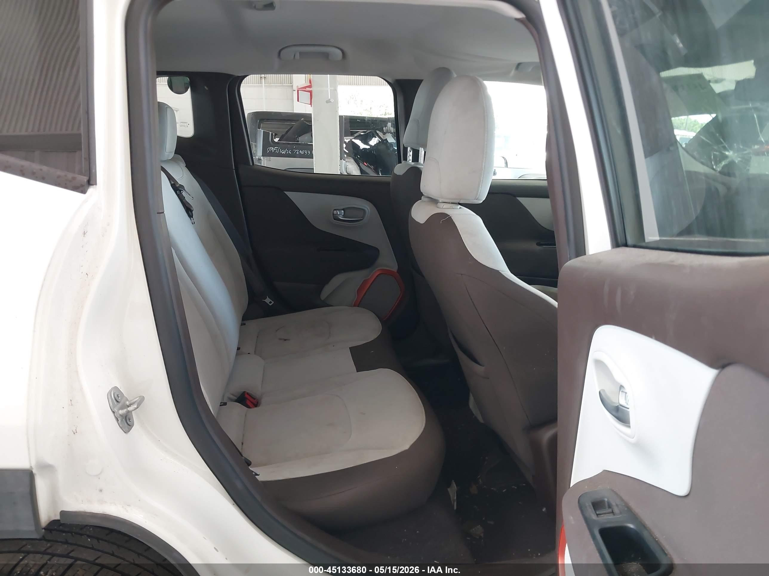2017 Jeep Renegade Latitude Fwd Белый vin: ZACCJABB6HPE87385