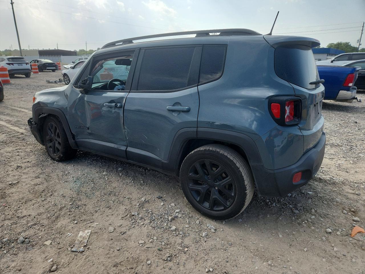 2018 Jeep Renegade Latitude Blue vin: ZACCJABB6JPH92391