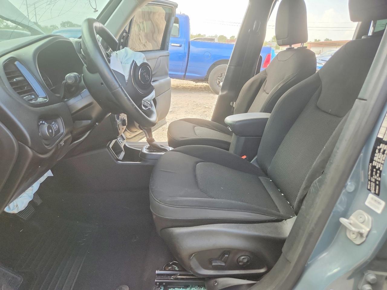 2018 Jeep Renegade Latitude Blue vin: ZACCJABB6JPH92391