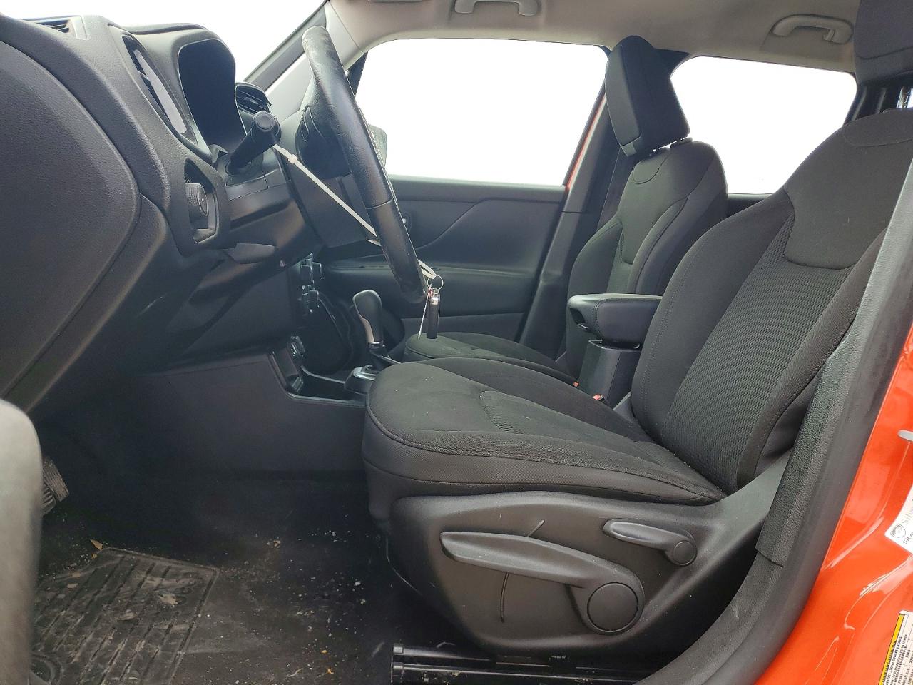 2018 Jeep Renegade Latitude Оранжевый vin: ZACCJABB6JPH95419