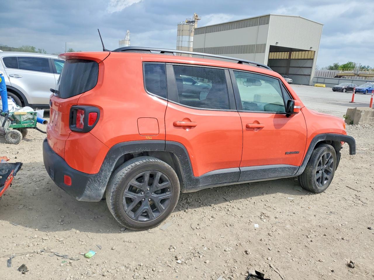 2018 Jeep Renegade Latitude Оранжевый vin: ZACCJABB6JPH95419