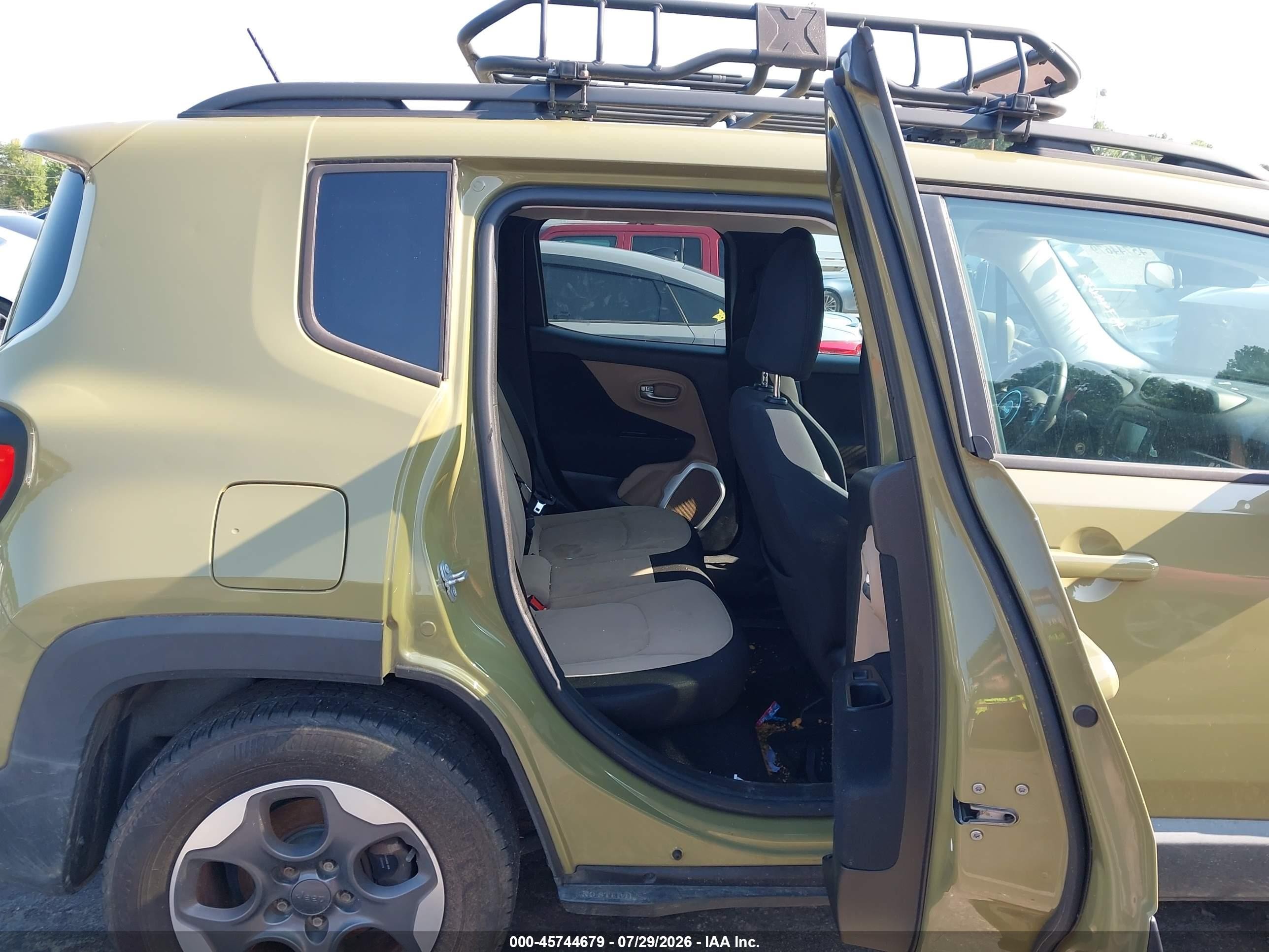 2015 Jeep Renegade Latitude Зеленый vin: ZACCJABH0FPB65292