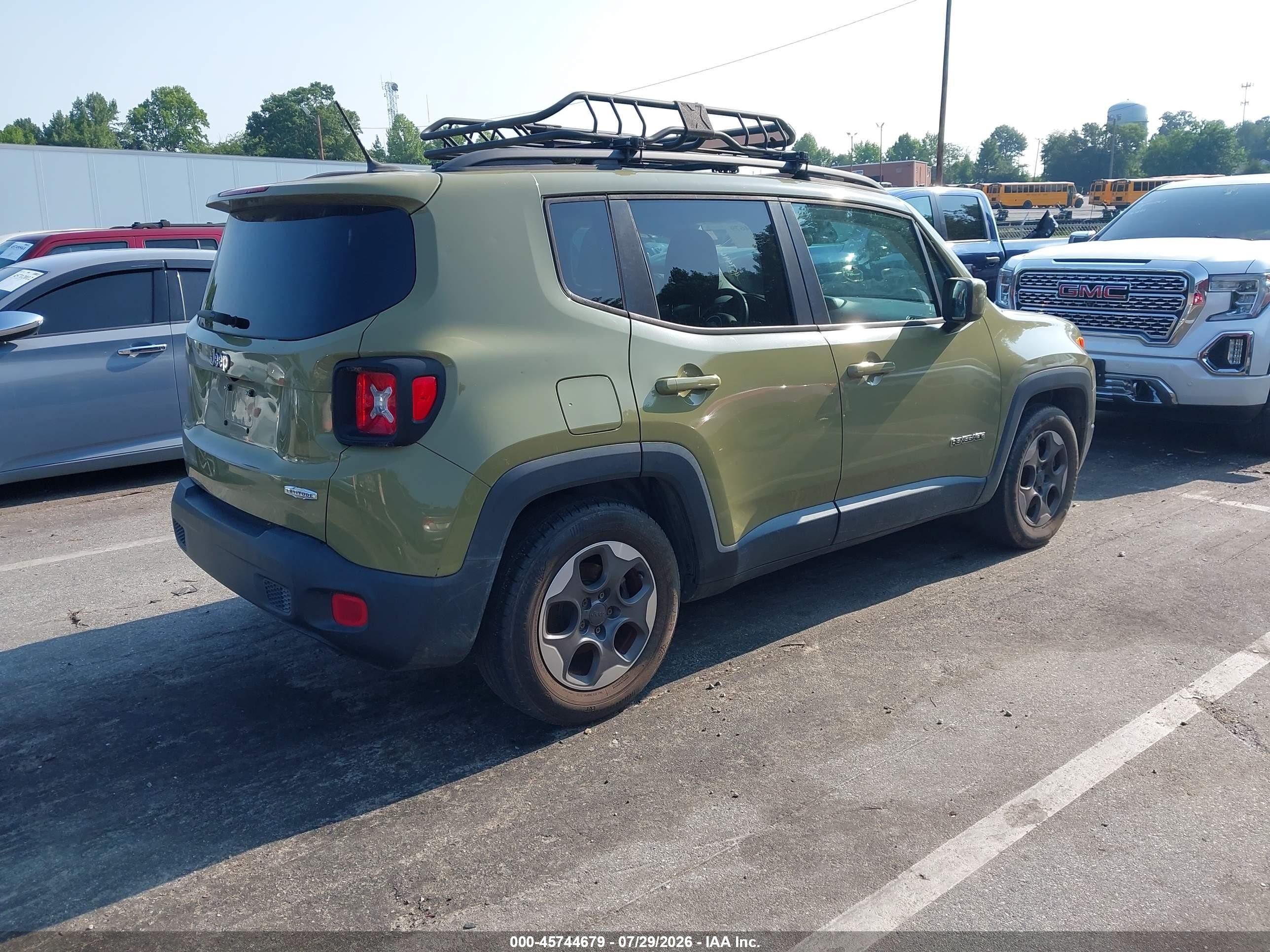 2015 Jeep Renegade Latitude Зеленый vin: ZACCJABH0FPB65292