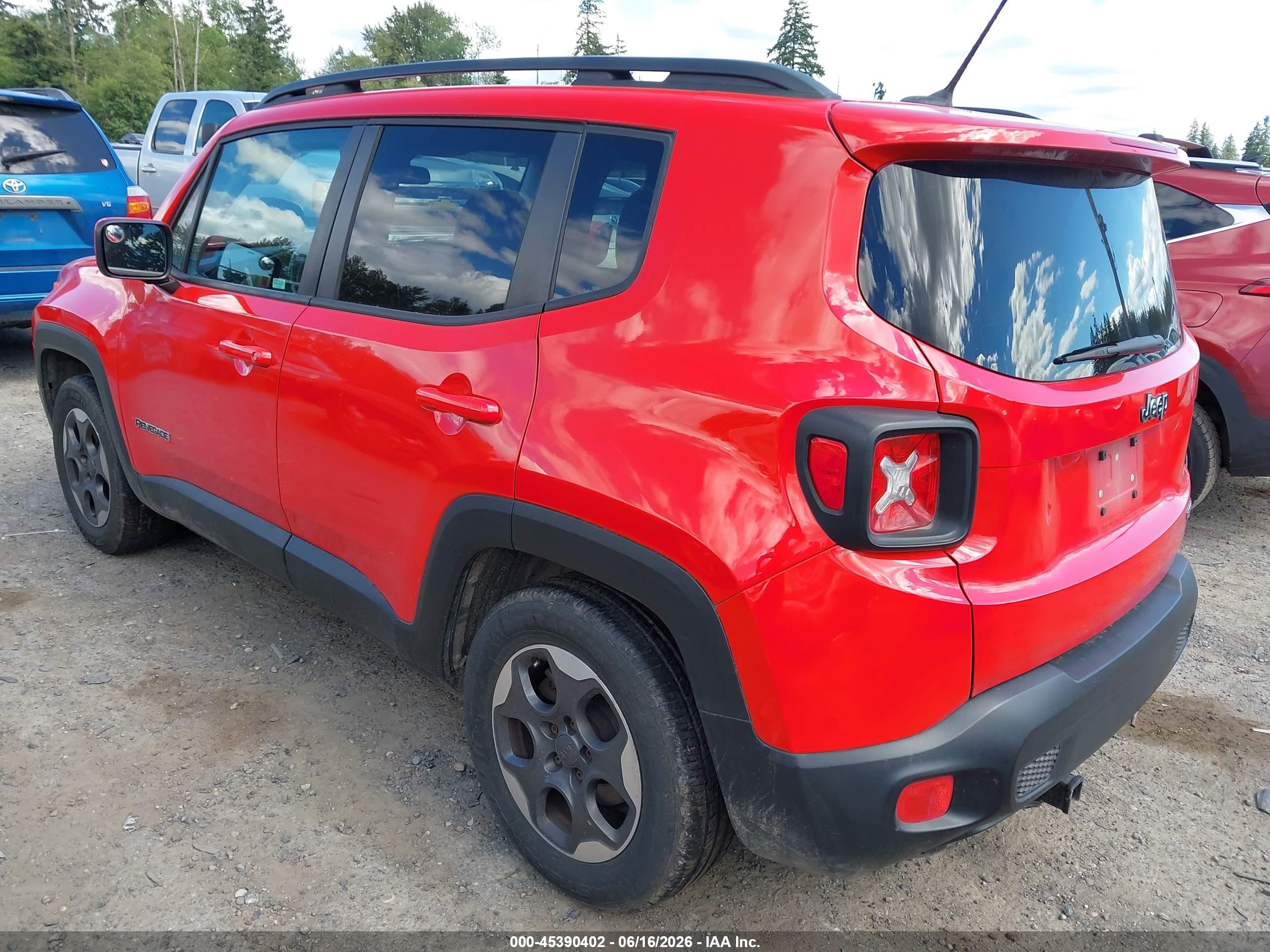 2015 Jeep Renegade Latitude Red vin: ZACCJABH0FPB69214