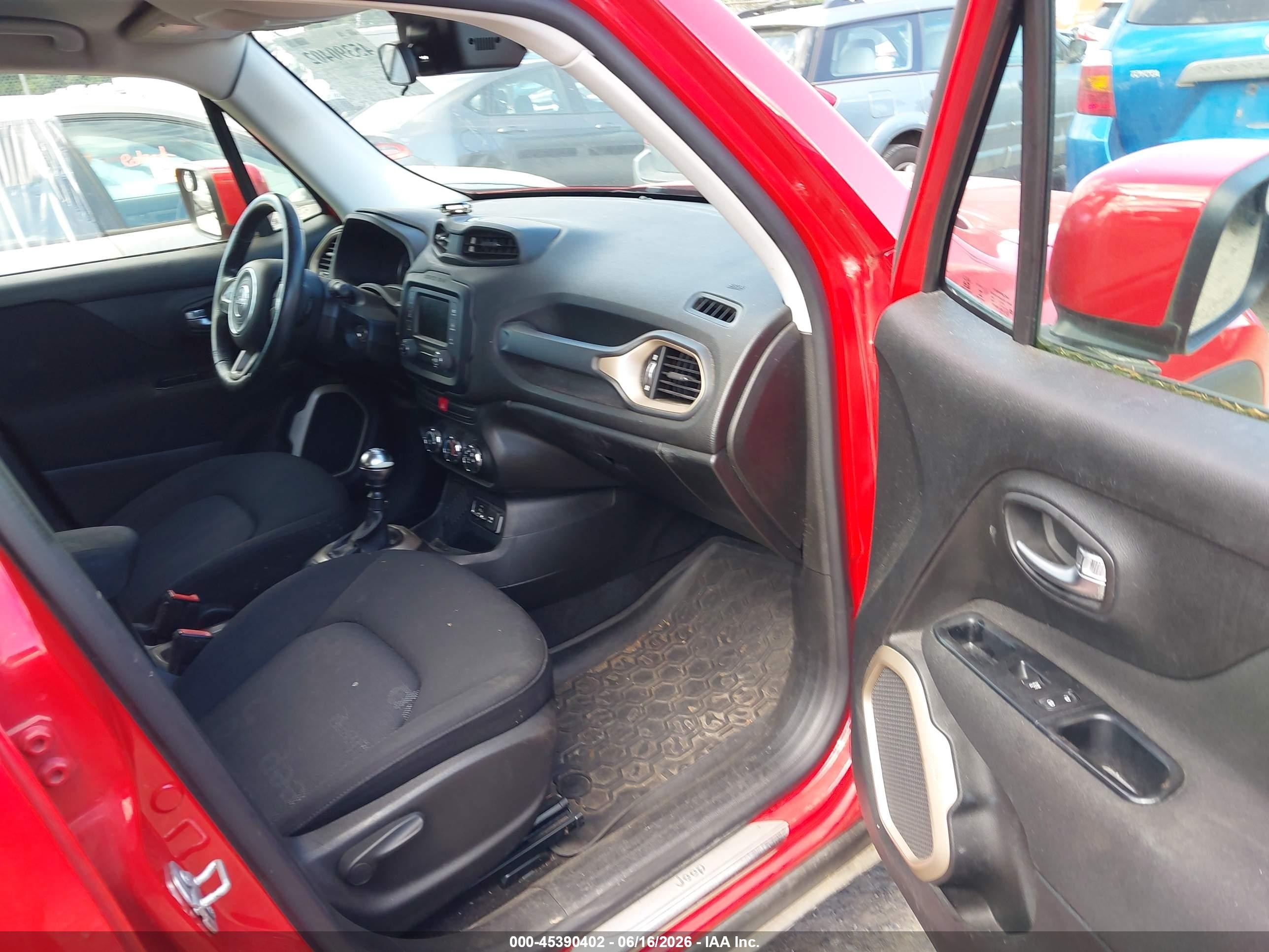 2015 Jeep Renegade Latitude Red vin: ZACCJABH0FPB69214