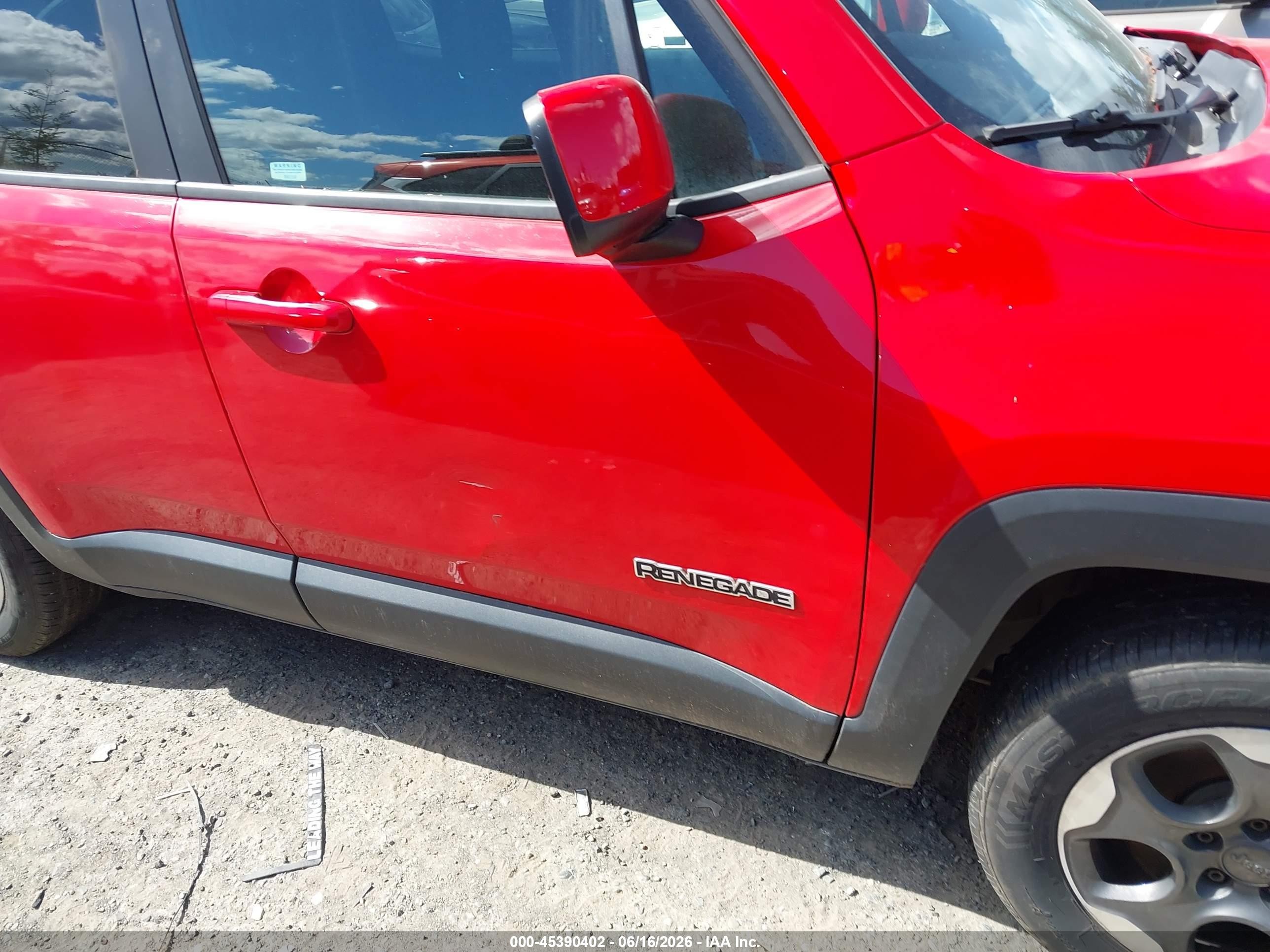 2015 Jeep Renegade Latitude Red vin: ZACCJABH0FPB69214