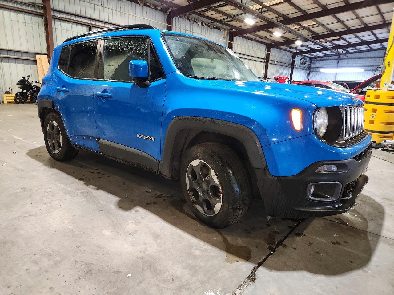 2015 Jeep Renegade Latitude Blue vin: ZACCJABH0FPB94308
