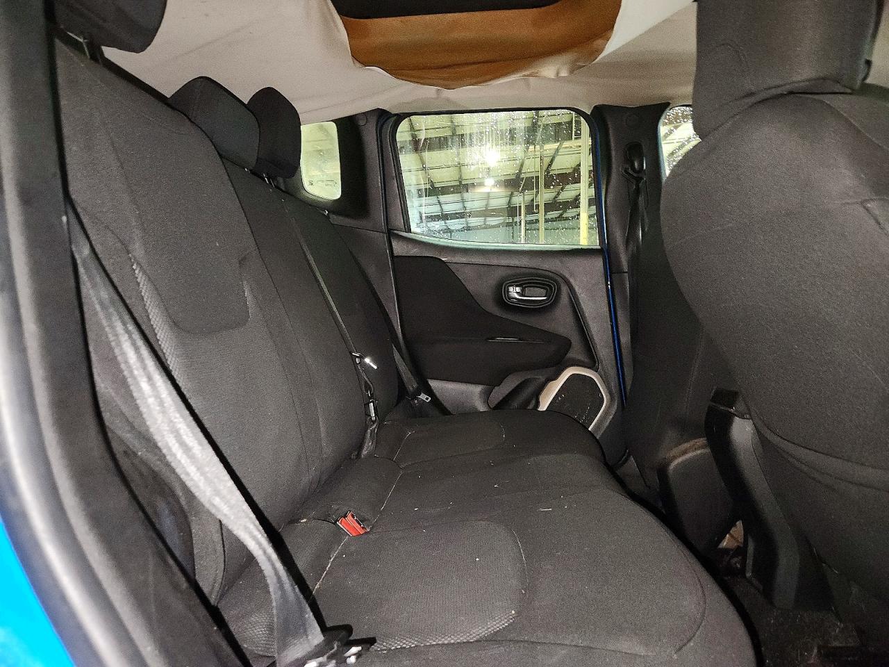 2015 Jeep Renegade Latitude Blue vin: ZACCJABH0FPB94308