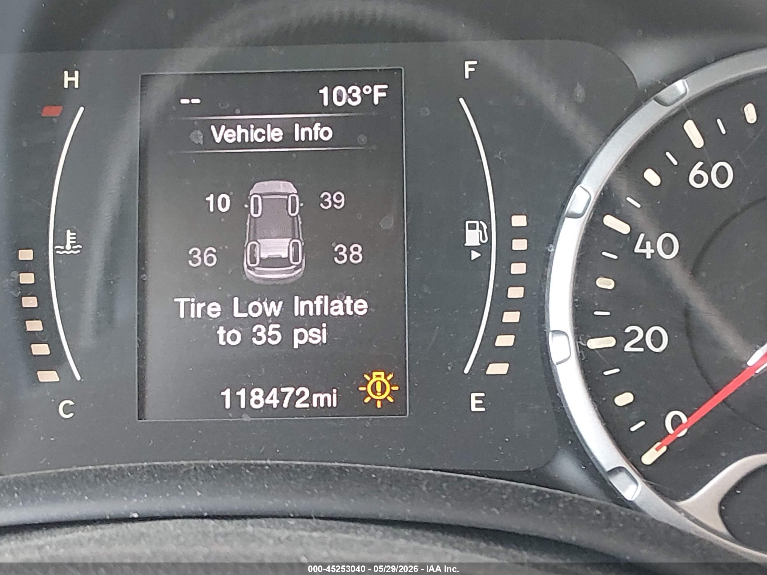 2015 Jeep Renegade Latitude Beige vin: ZACCJABH0FPC02424