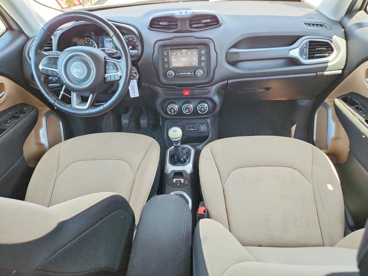 2015 Jeep Renegade Latitude Silver vin: ZACCJABH2FPB84296