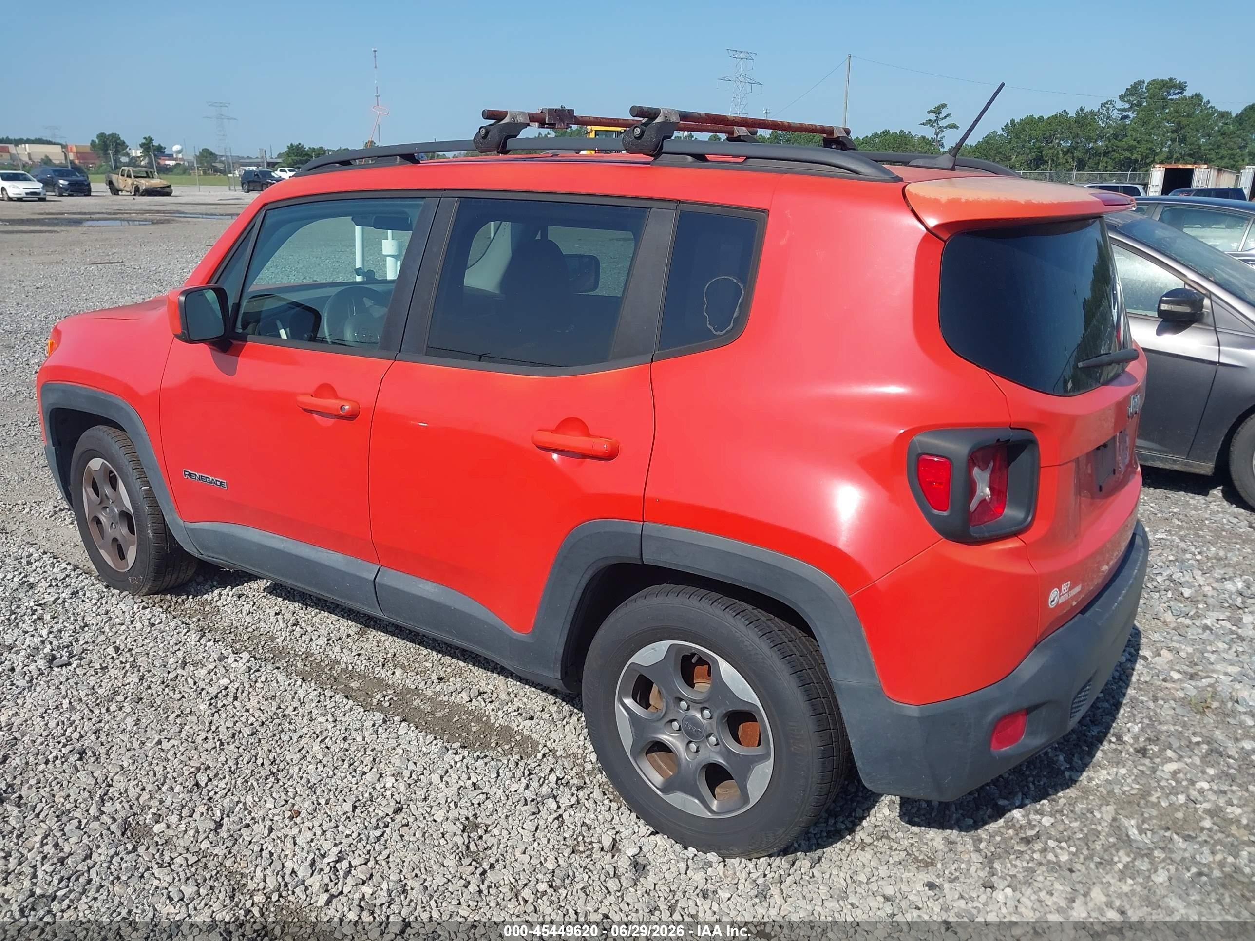 2015 Jeep Renegade Latitude Оранжевый vin: ZACCJABH2FPC11884