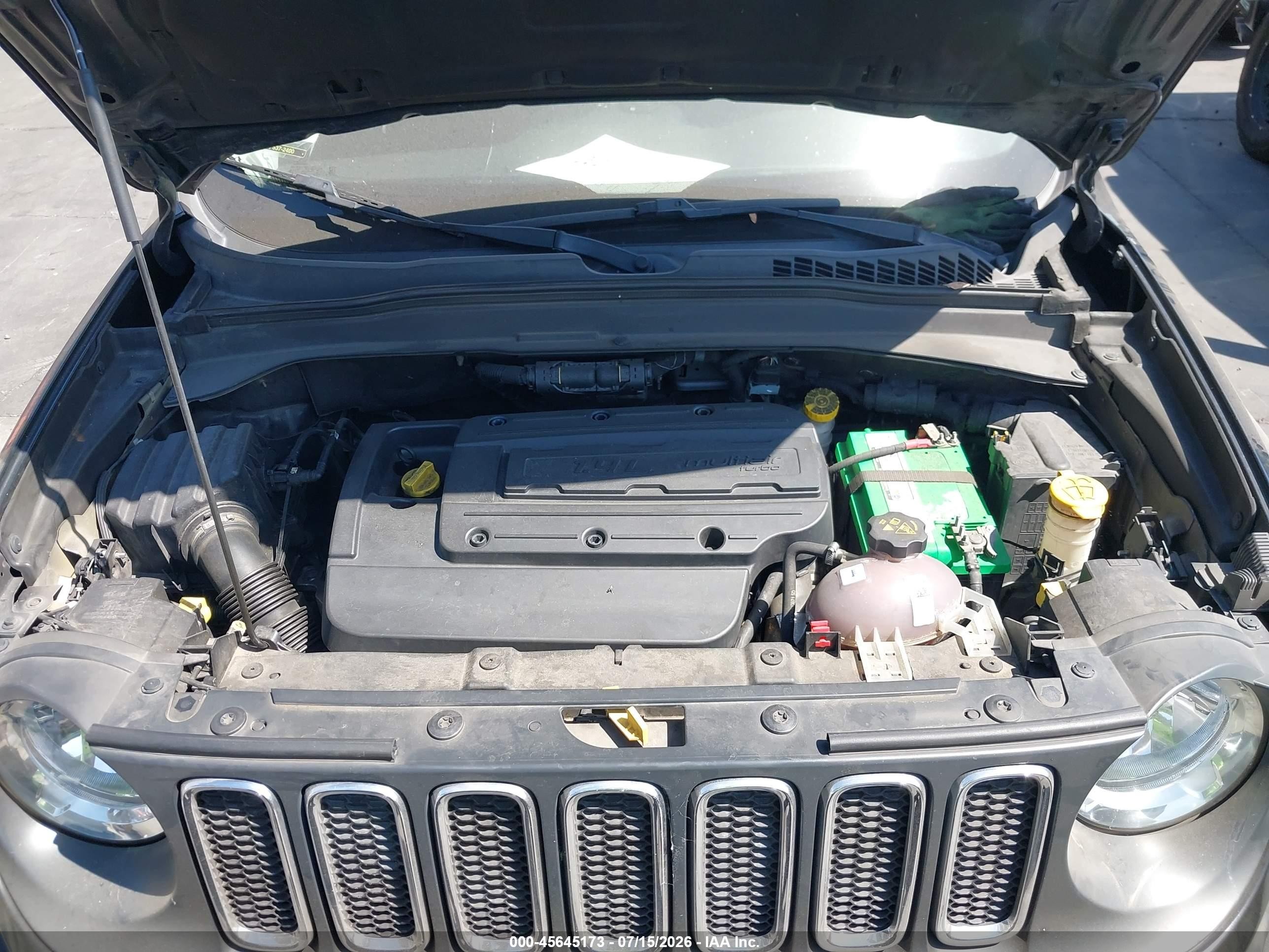 2015 Jeep Renegade Latitude Black vin: ZACCJABH3FPB88986