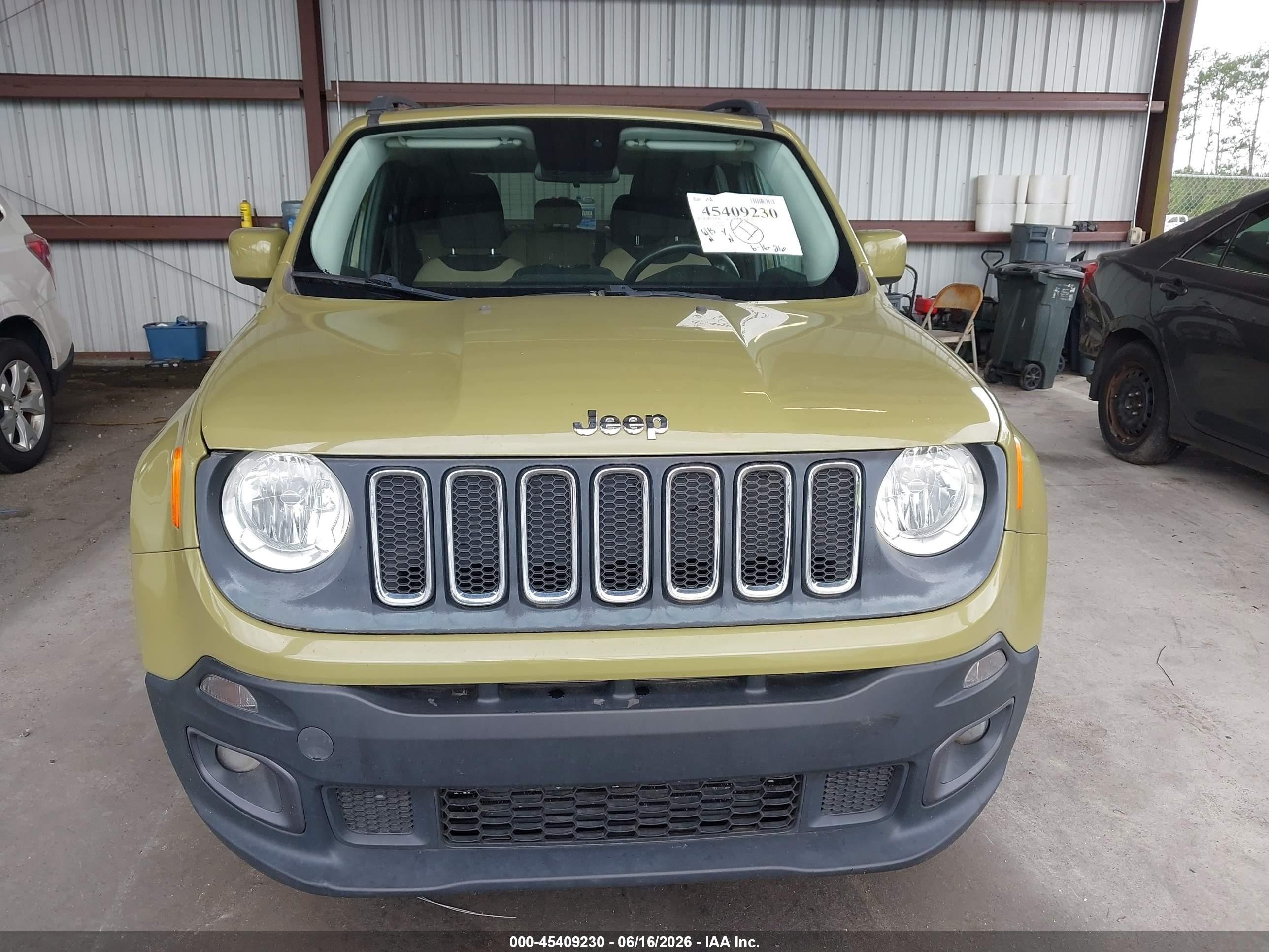 2015 Jeep Renegade Latitude Green vin: ZACCJABH5FPB80971