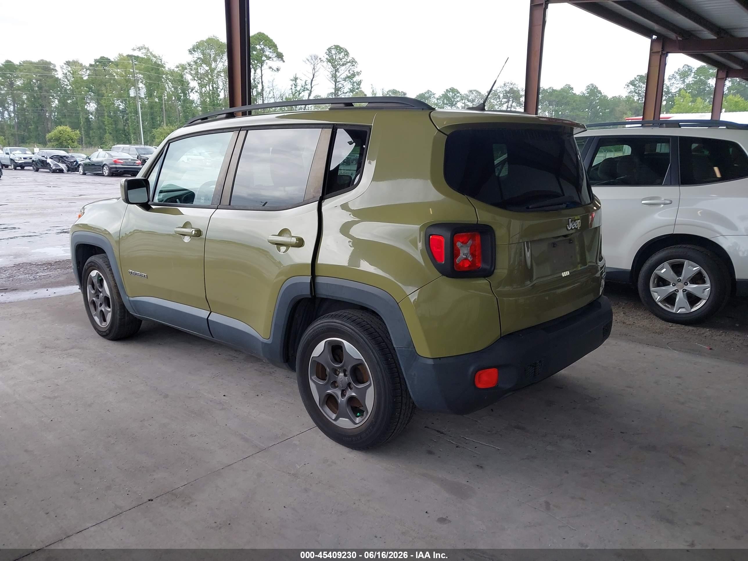 2015 Jeep Renegade Latitude Green vin: ZACCJABH5FPB80971