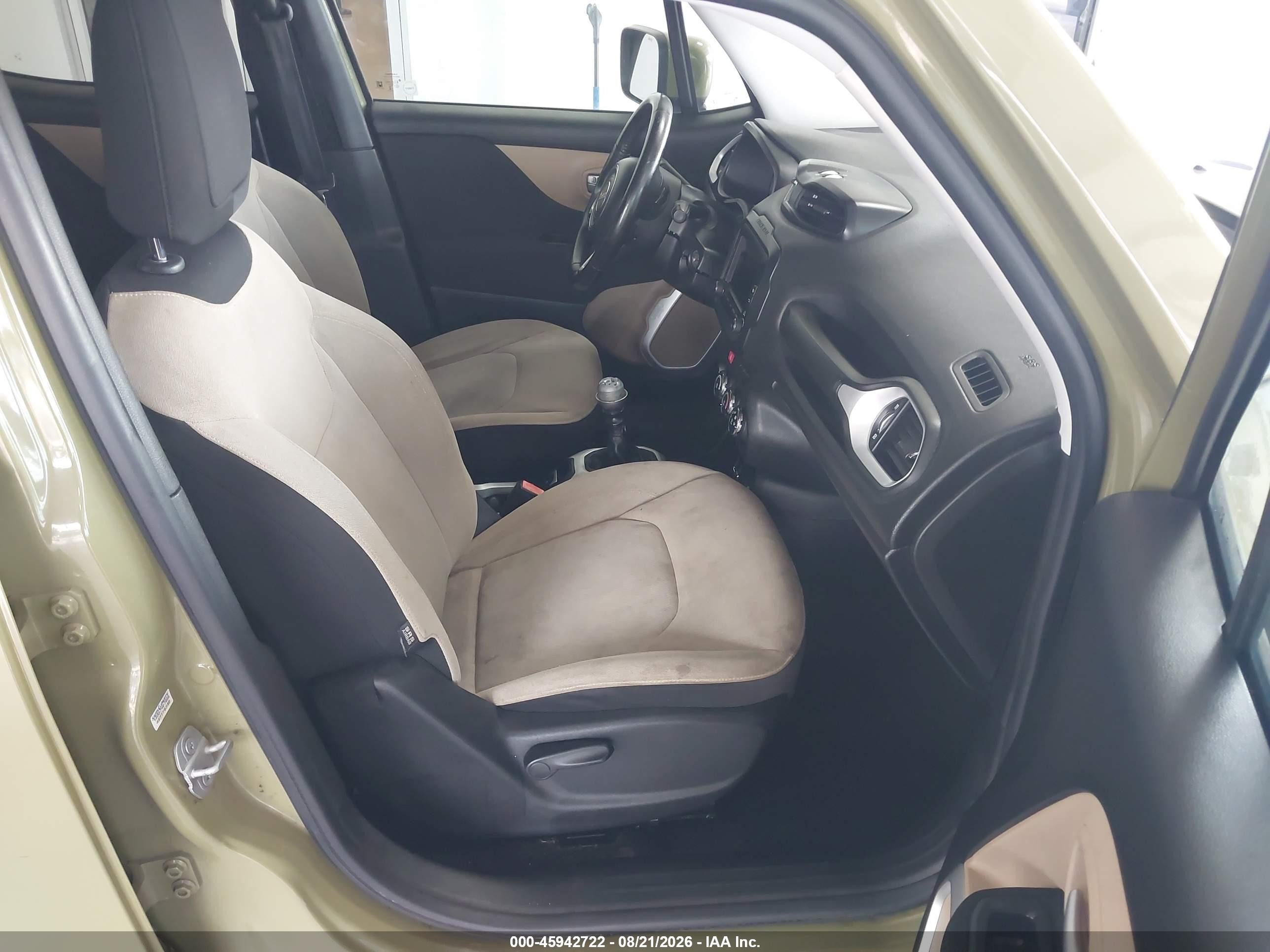 2015 Jeep Renegade Latitude Зеленый vin: ZACCJABH5FPB80971