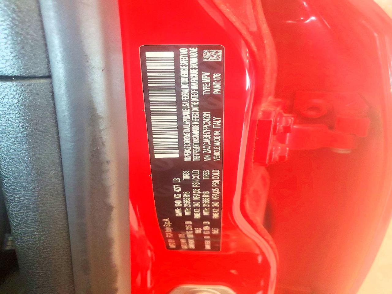 2015 Jeep Renegade Latitude Red vin: ZACCJABH7FPC24291