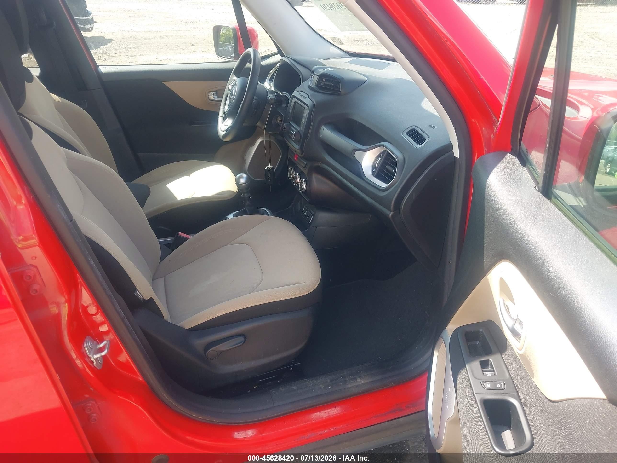 2015 Jeep Renegade Latitude Red vin: ZACCJABH9FPB83887