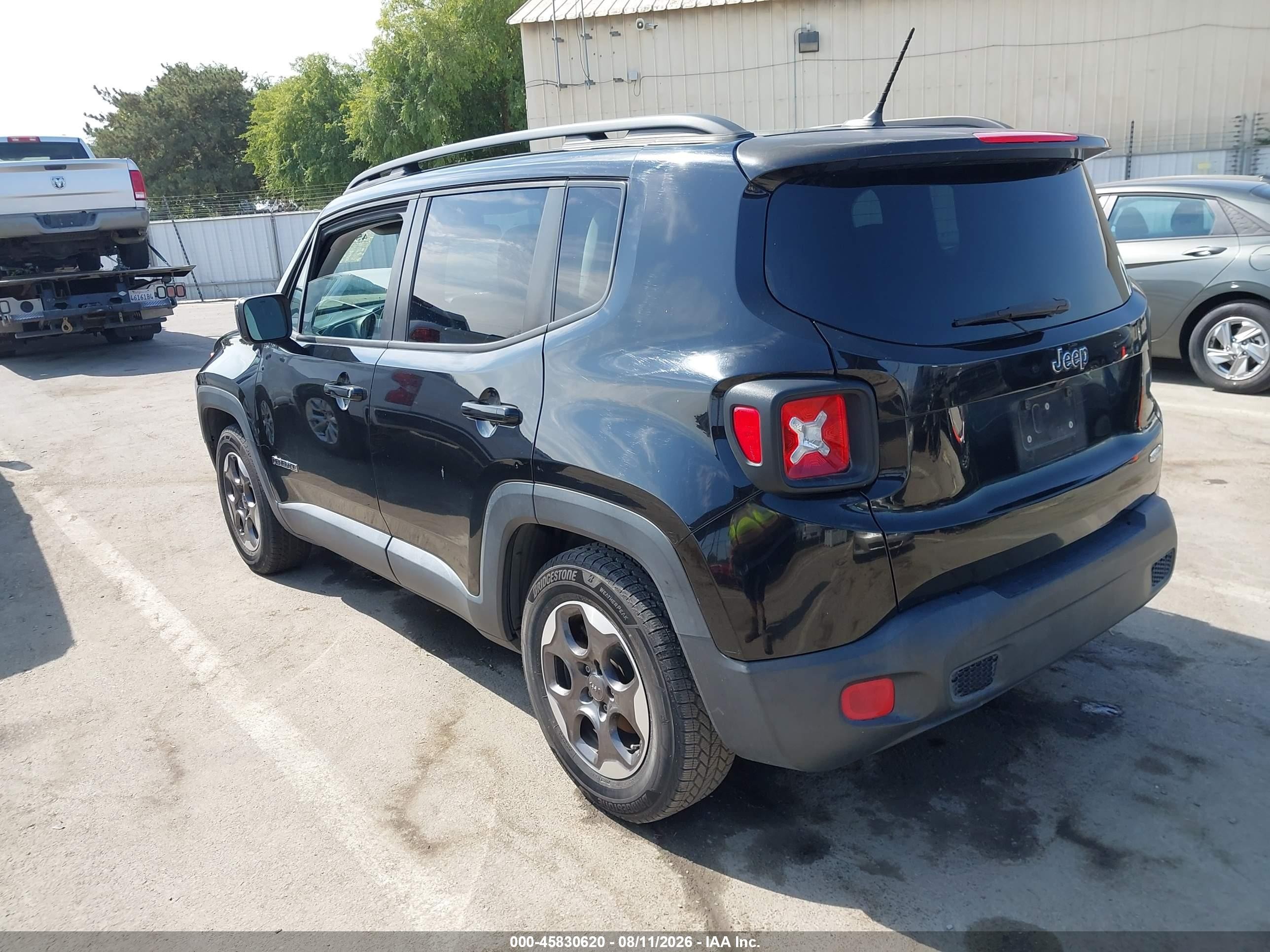 2015 Jeep Renegade Latitude Black vin: ZACCJABH9FPB90015