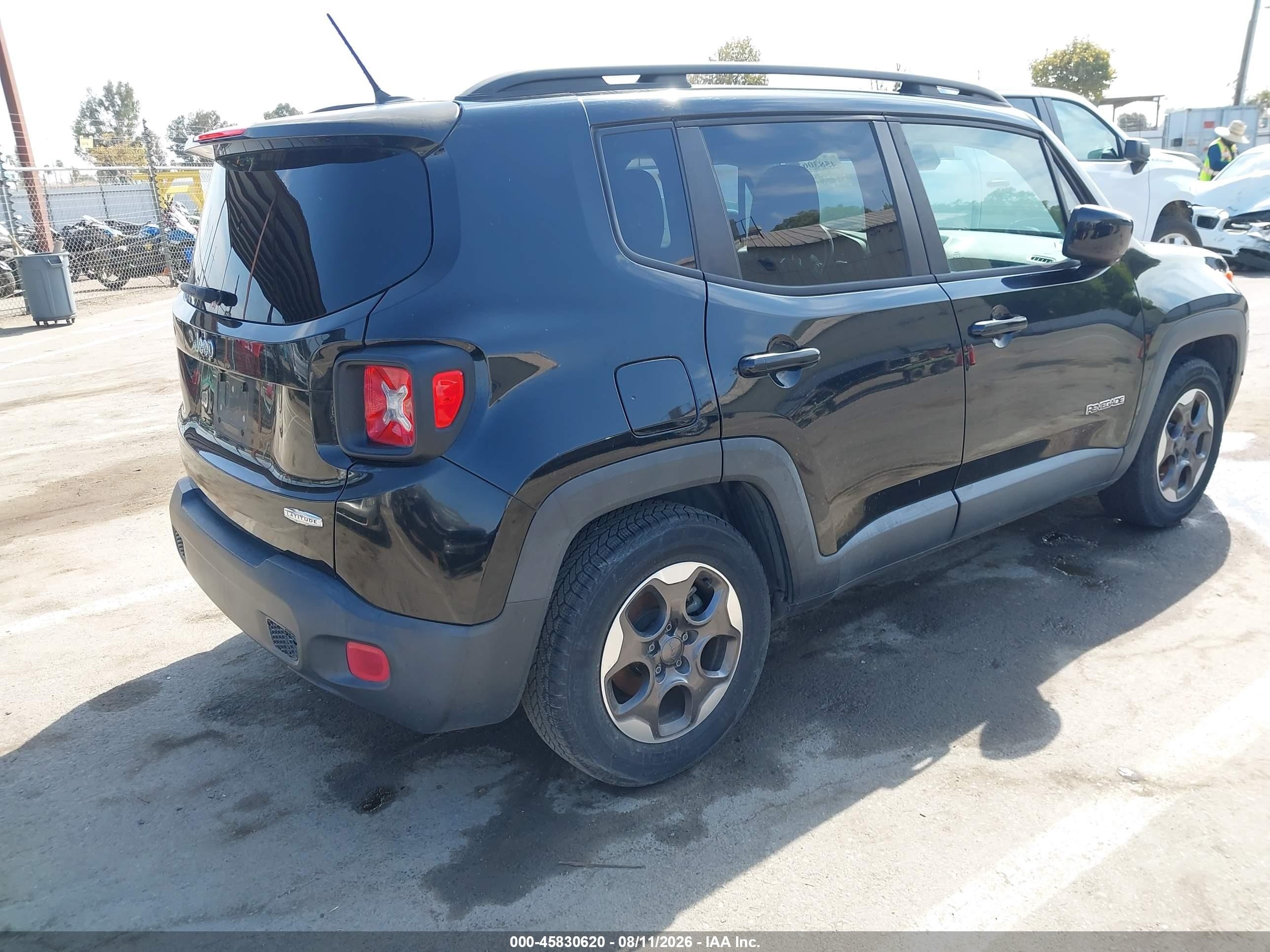 2015 Jeep Renegade Latitude Black vin: ZACCJABH9FPB90015