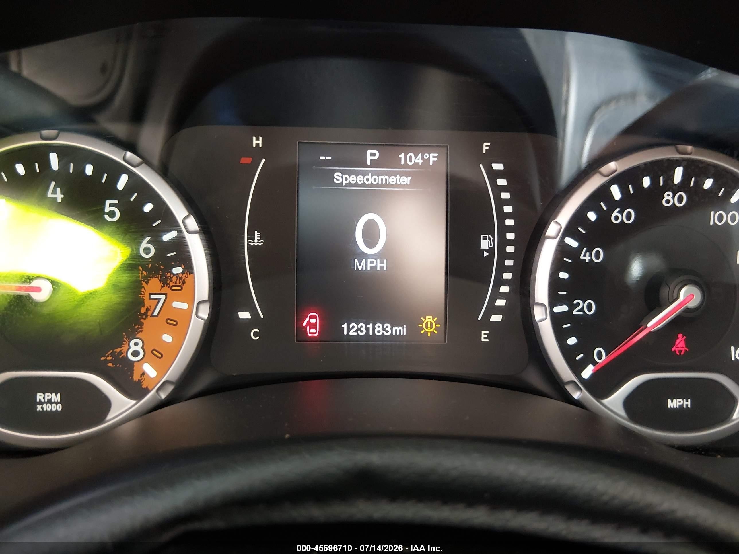 2015 Jeep Renegade Latitude White vin: ZACCJABT0FPB27809