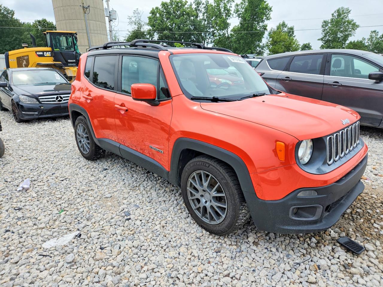 2015 Jeep Renegade Latitude Orange vin: ZACCJABT0FPB46912