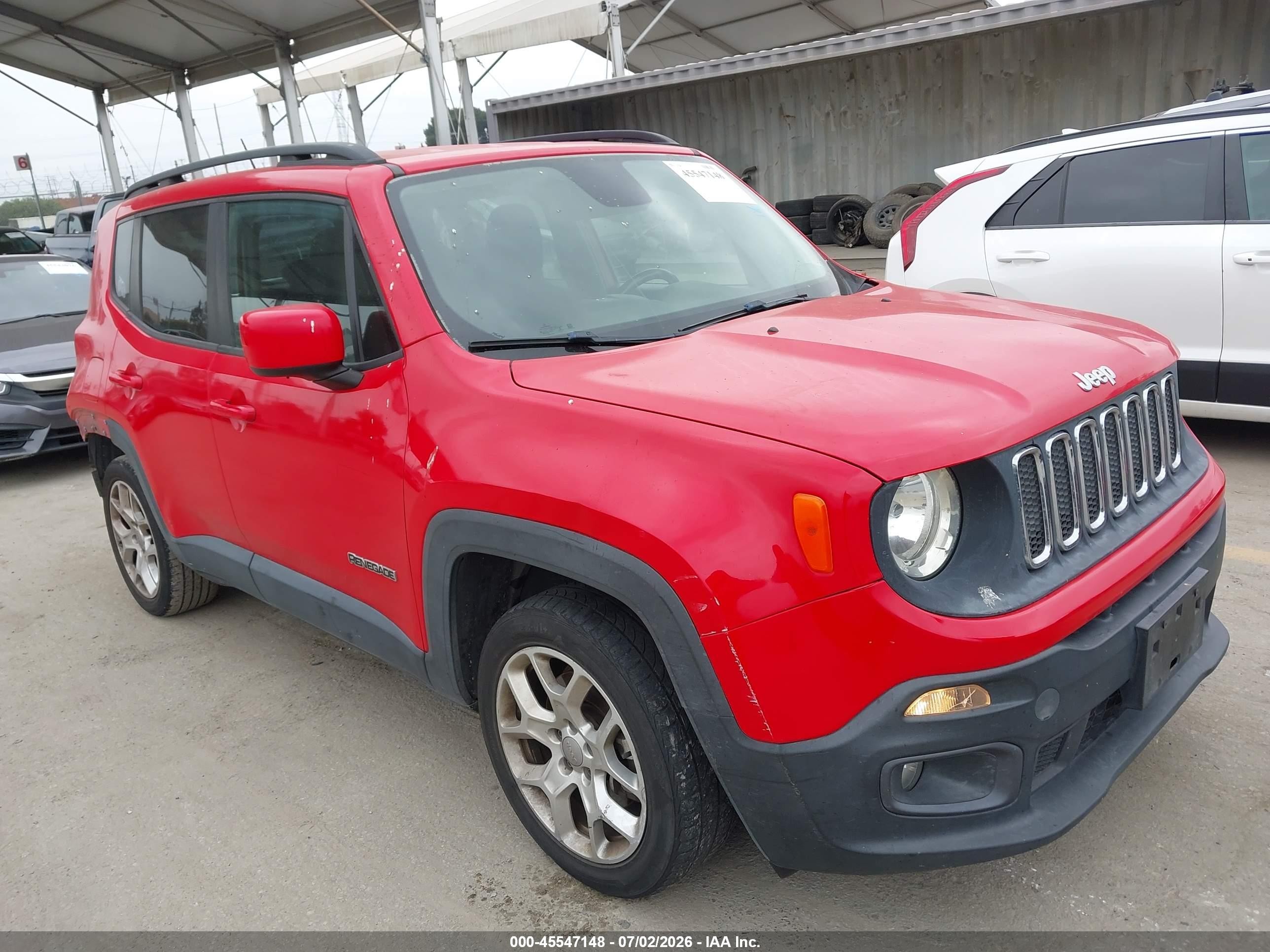 2015 Jeep Renegade Latitude Red vin: ZACCJABT0FPB52764