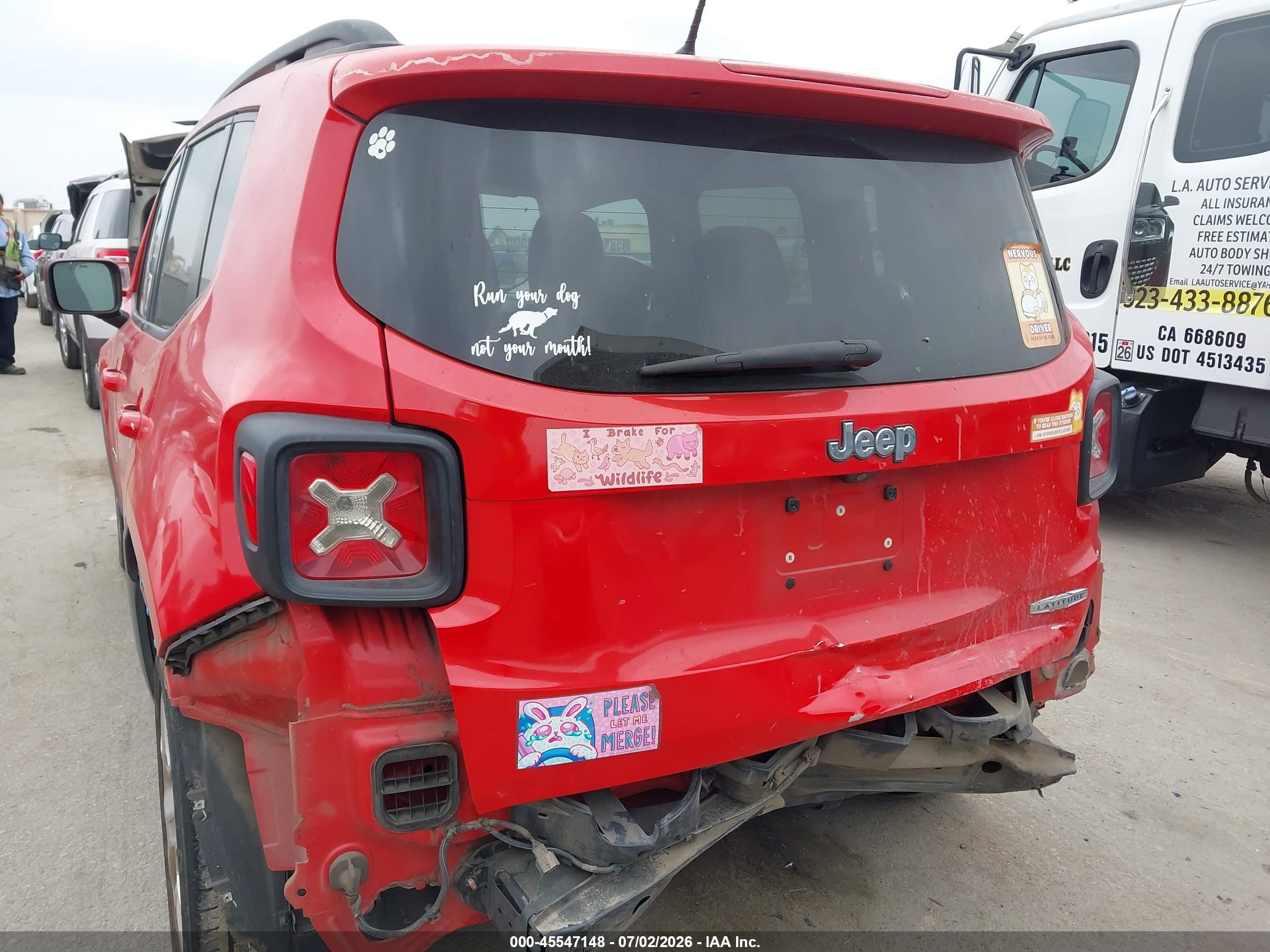 2015 Jeep Renegade Latitude Red vin: ZACCJABT0FPB52764