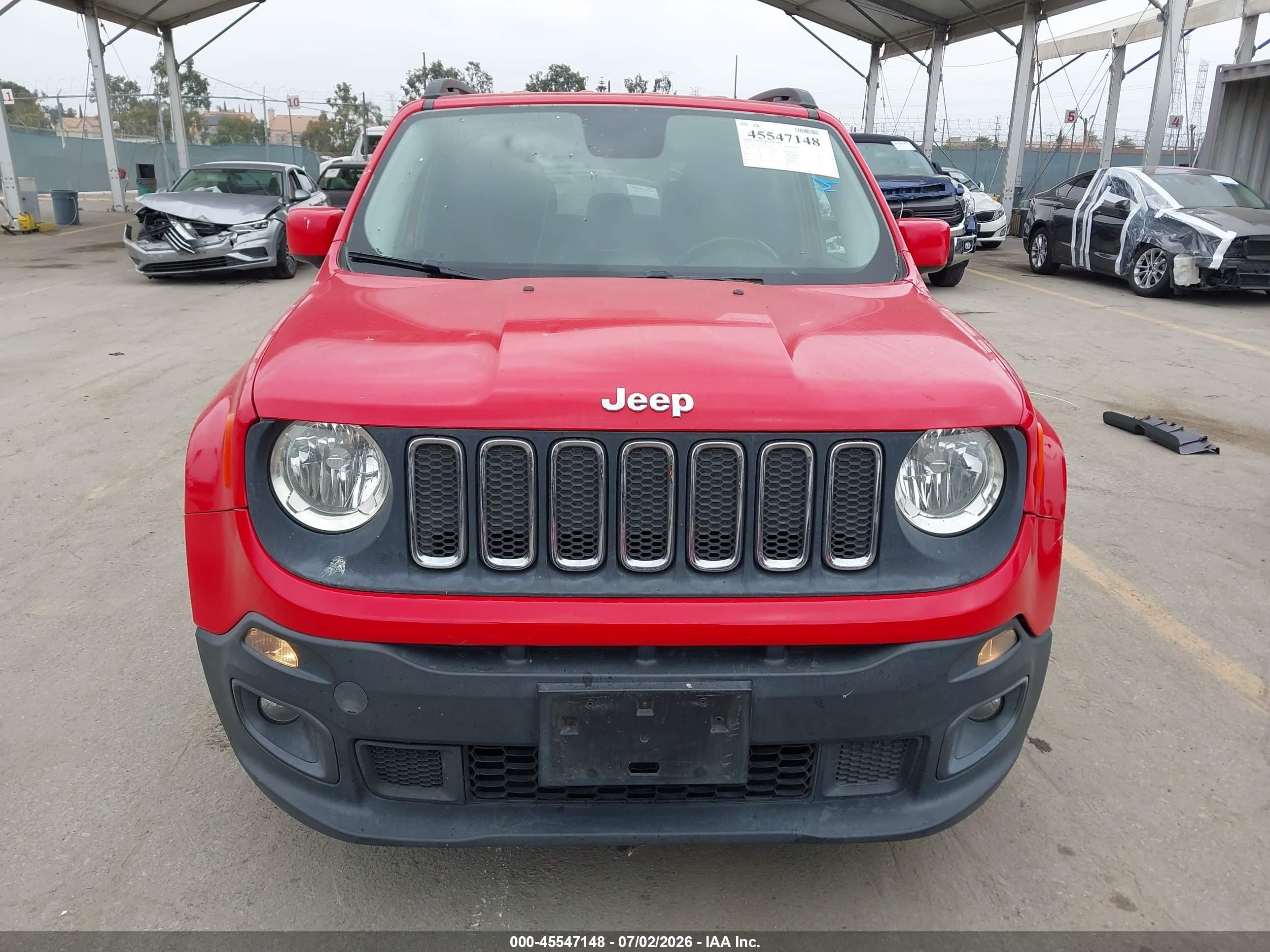 2015 Jeep Renegade Latitude Red vin: ZACCJABT0FPB52764