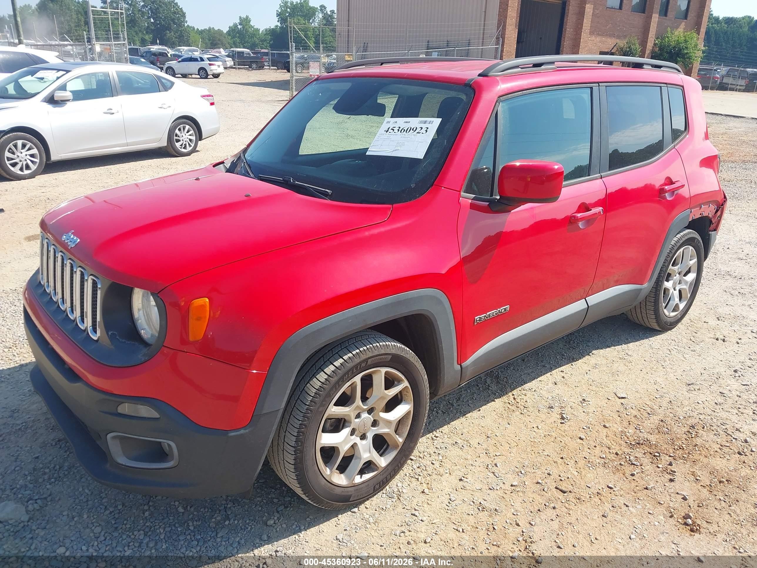 2015 Jeep Renegade Latitude Red vin: ZACCJABT0FPB56596