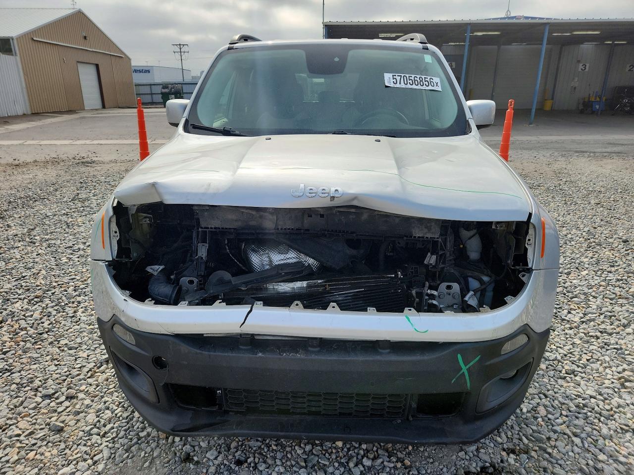 2015 Jeep Renegade Latitude Silver vin: ZACCJABT0FPB66668