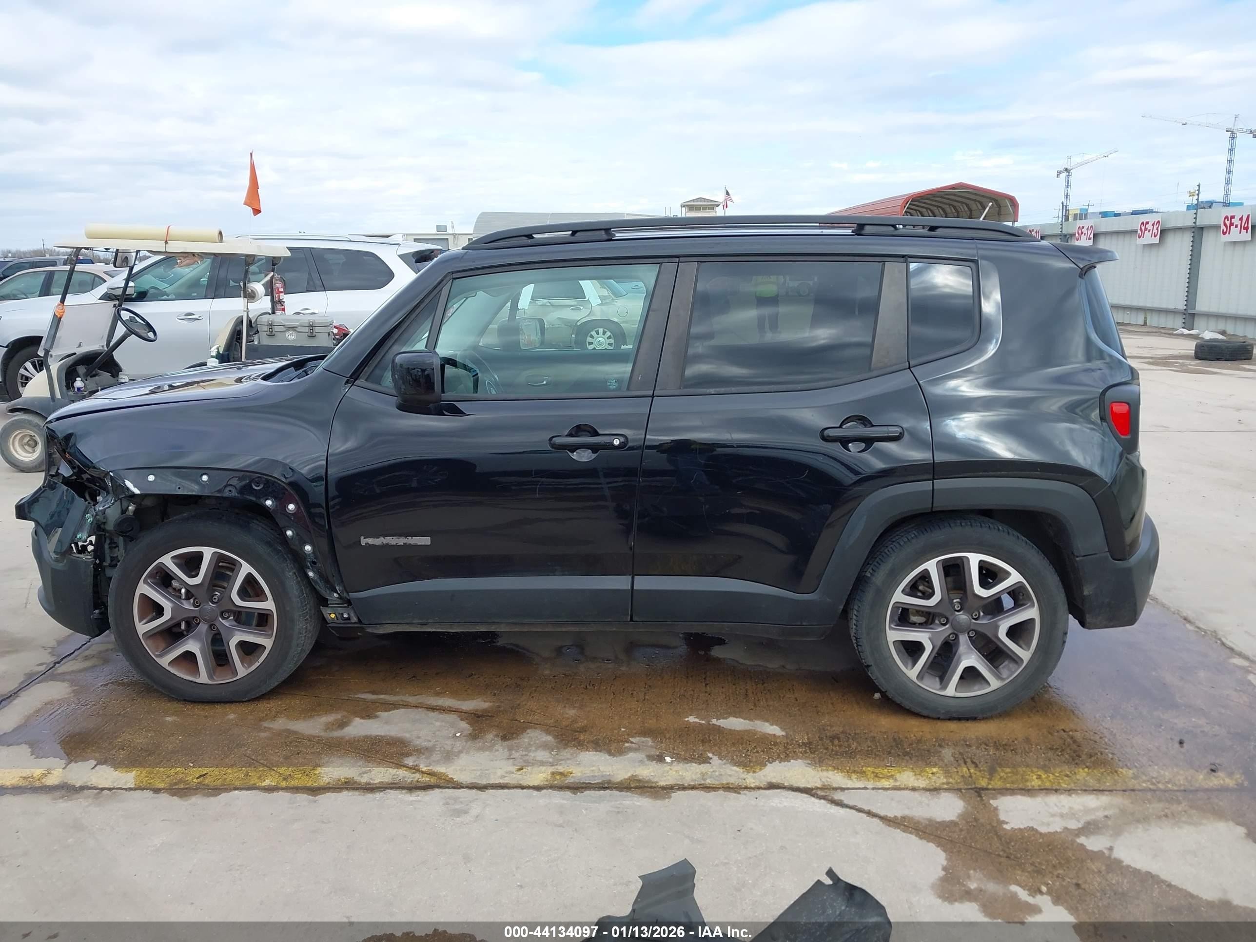 2015 Jeep Renegade Latitude Black vin: ZACCJABT0FPB67547