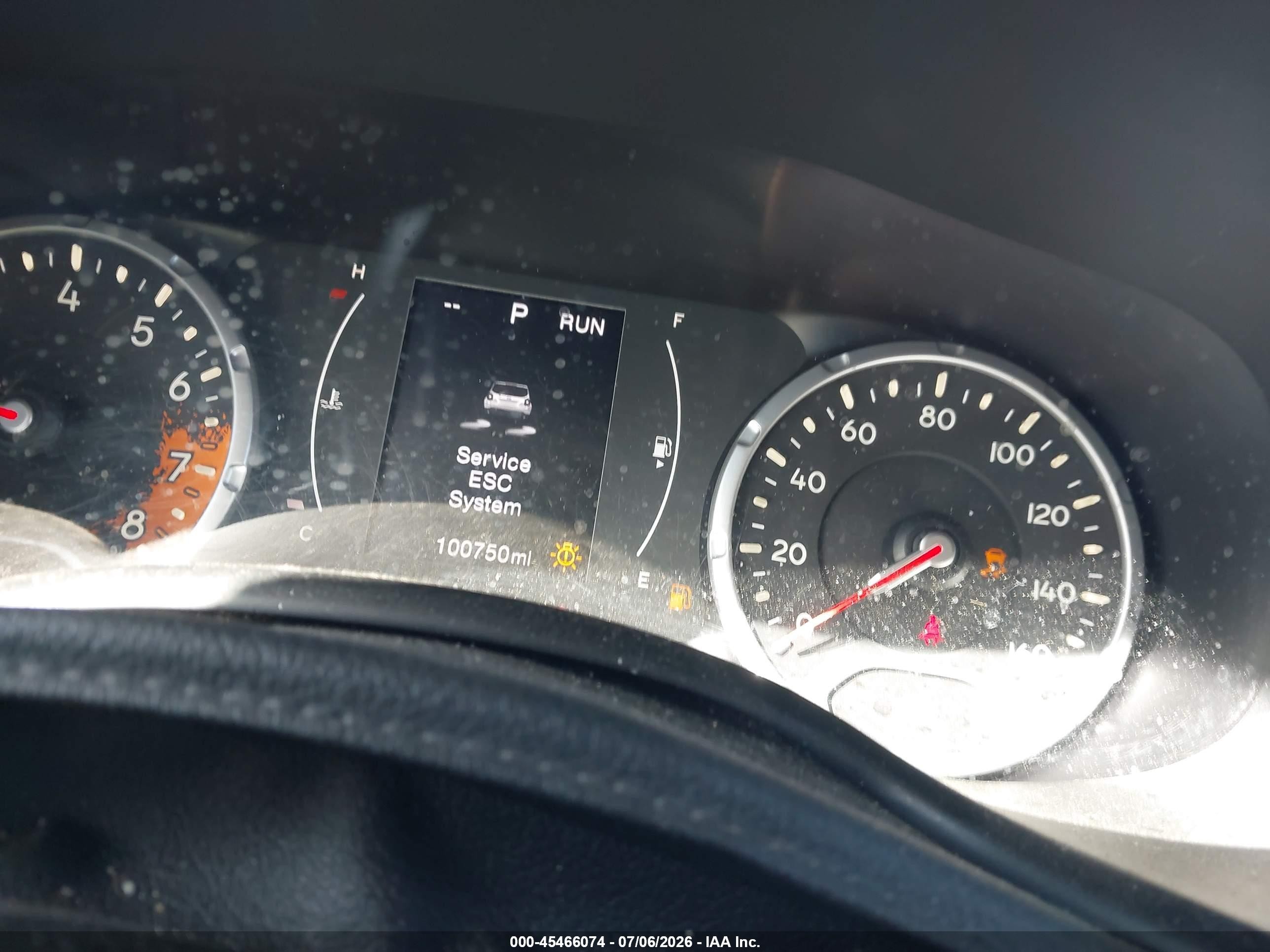 2015 Jeep Renegade Latitude Black vin: ZACCJABT0FPB69384
