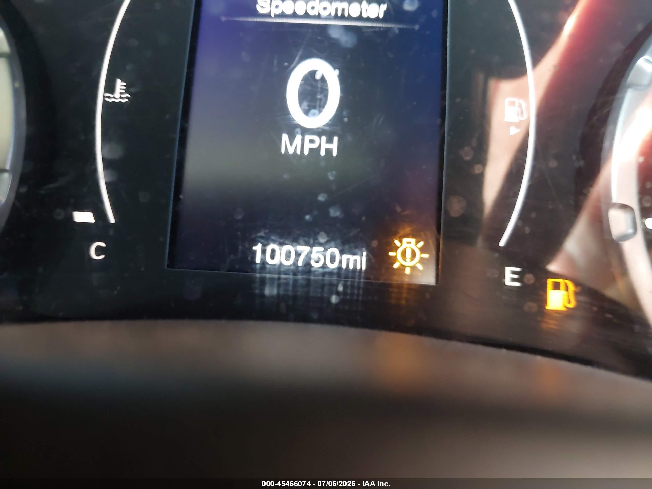 2015 Jeep Renegade Latitude Black vin: ZACCJABT0FPB69384