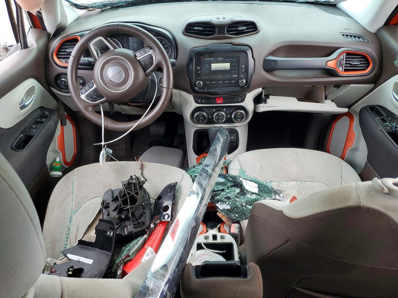 2015 Jeep Renegade Latitude Orange vin: ZACCJABT1FPB20738