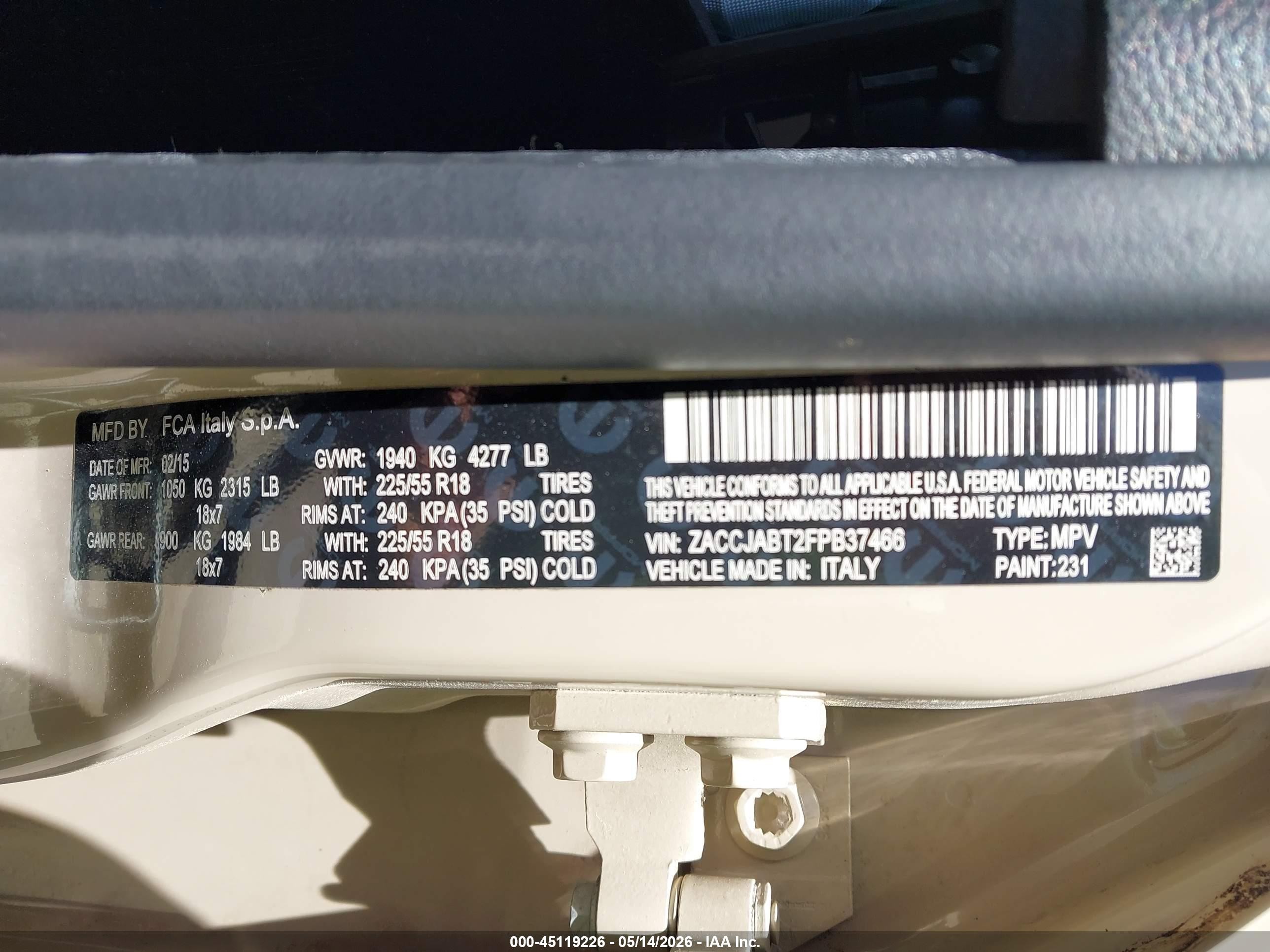 2015 Jeep Renegade Latitude Beige vin: ZACCJABT2FPB37466