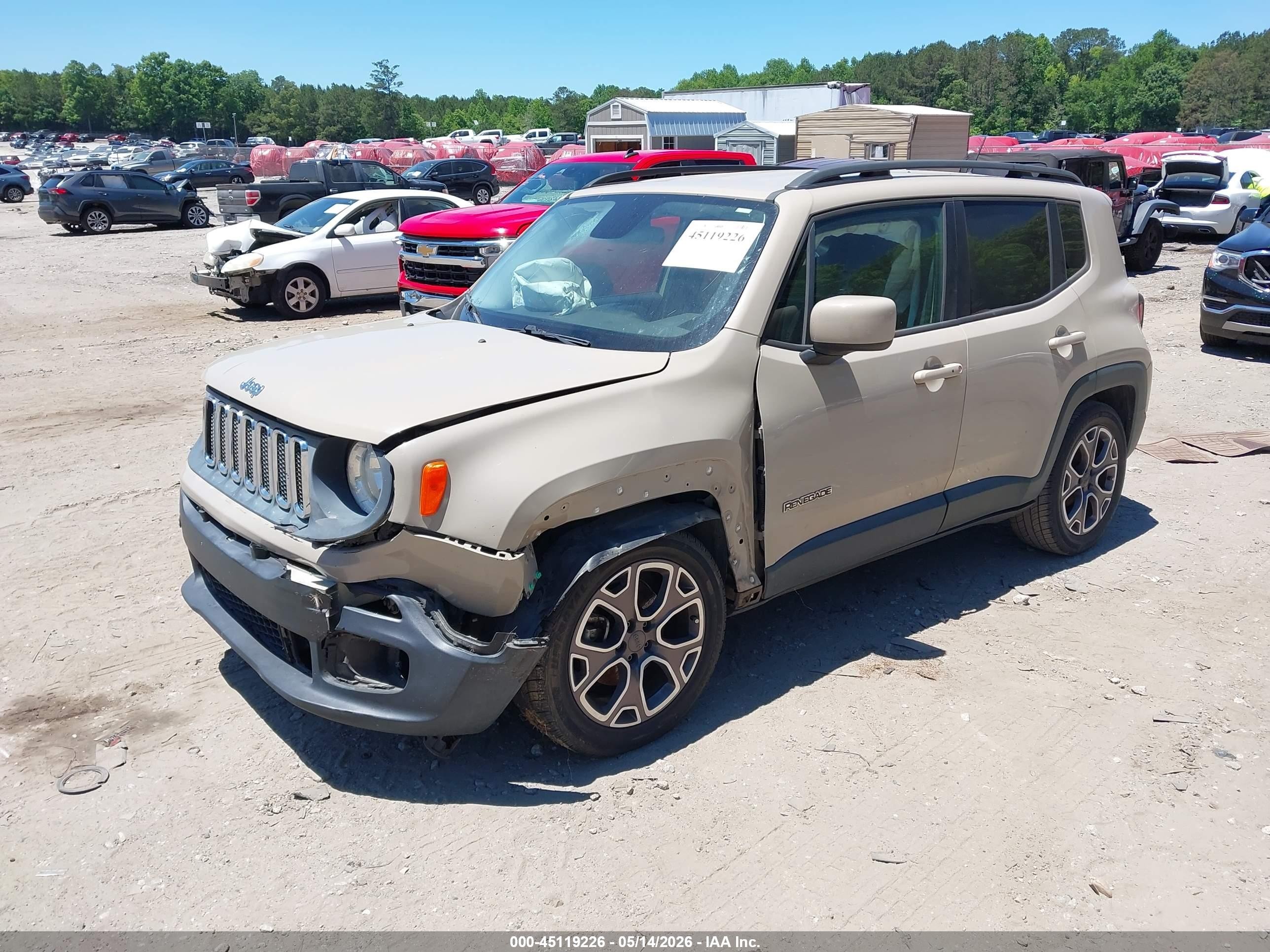 2015 Jeep Renegade Latitude Beige vin: ZACCJABT2FPB37466