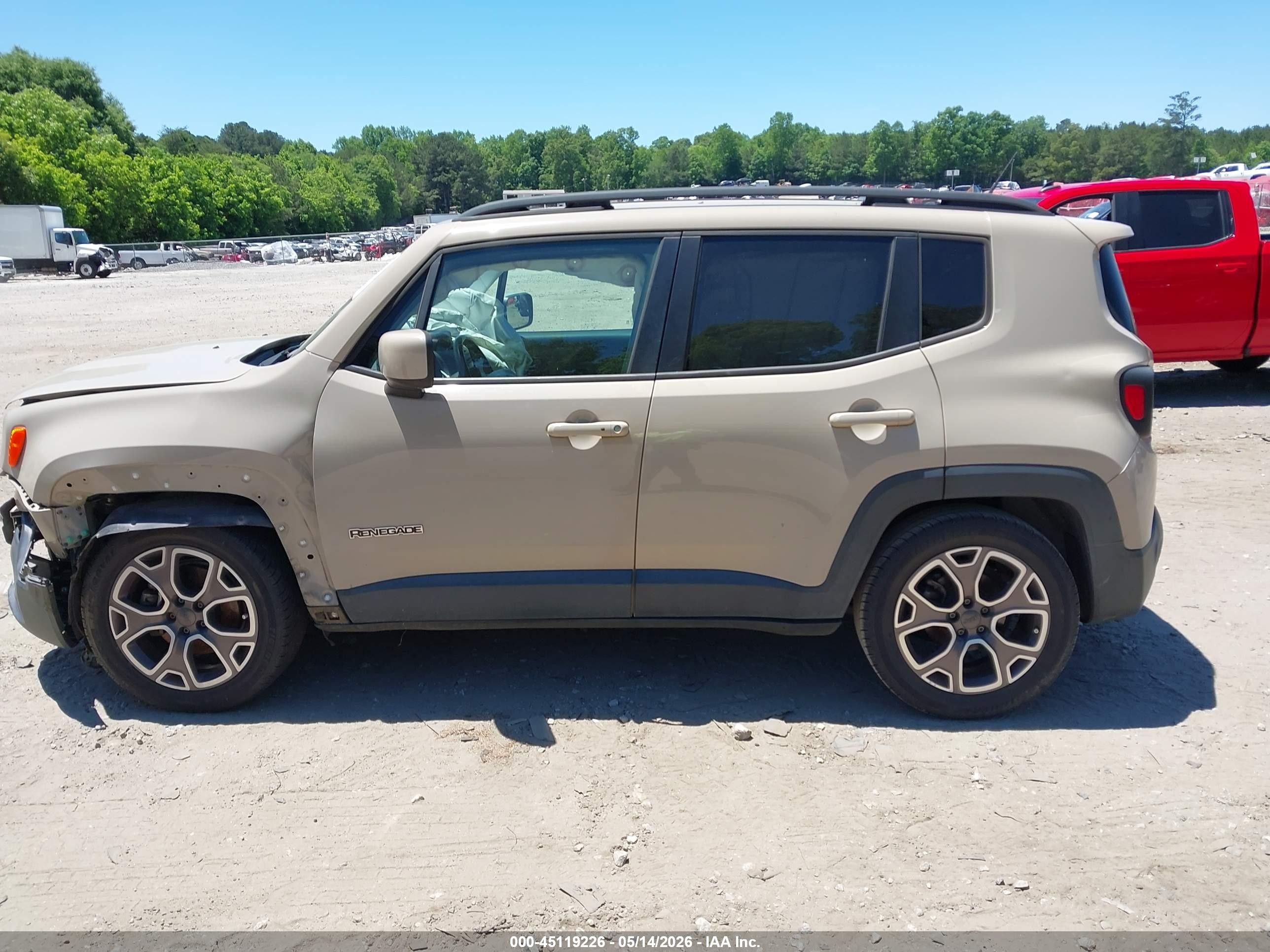 2015 Jeep Renegade Latitude Beige vin: ZACCJABT2FPB37466